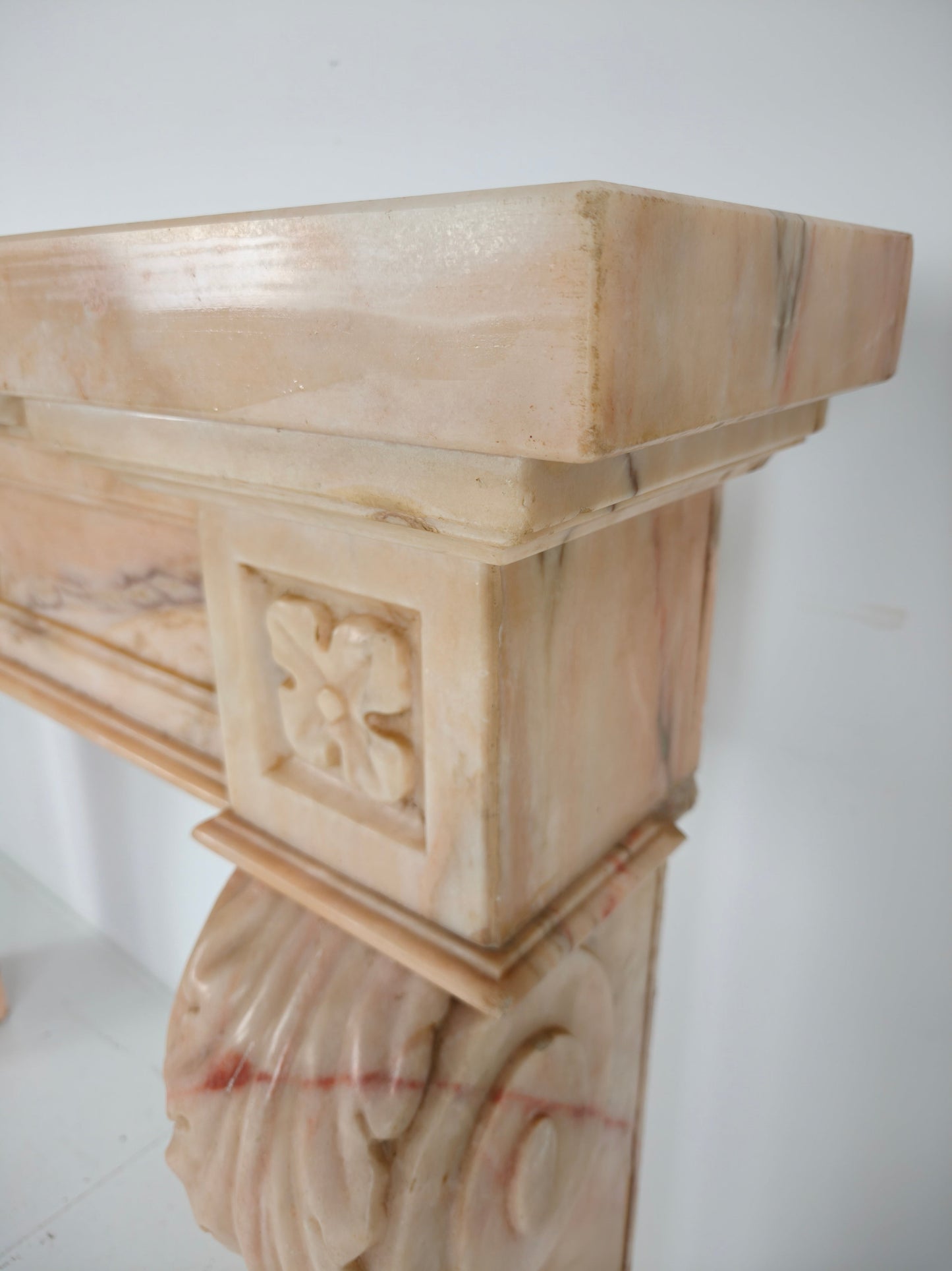 Beautiful Italian Marble Fireplace Mantel – Floral & Leaf Motif | c.1920 Beautiful Italian Marble Fireplace Mantel – Floral & Leaf Motif | c.1920