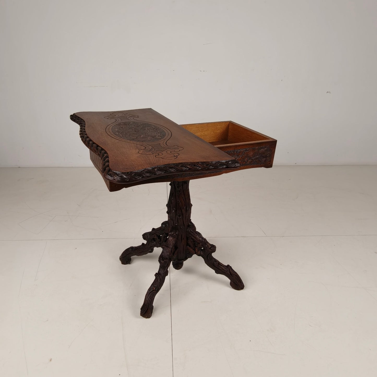 Black Forest Card Table by Horrix – 1880 Black Forest Card Table by Horrix – 1880