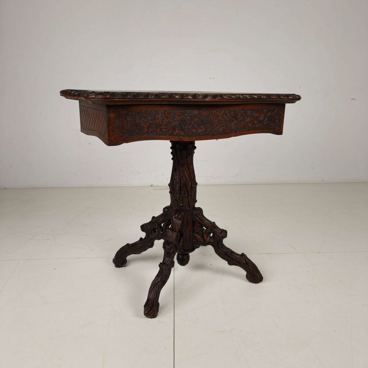 Black Forest Card Table by Horrix – 1880 Black Forest Card Table by Horrix – 1880