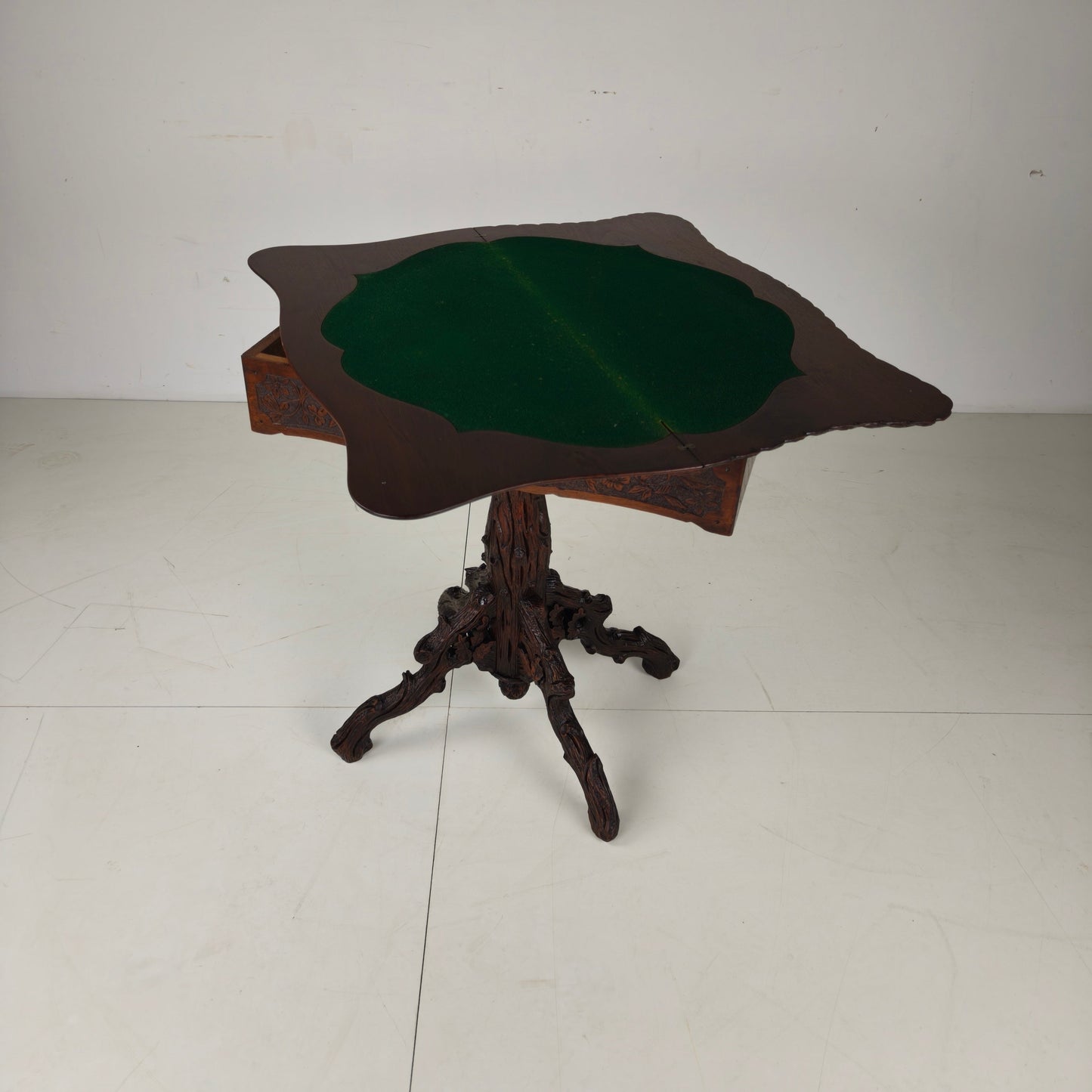 Black Forest Card Table by Horrix – 1880 Black Forest Card Table by Horrix – 1880