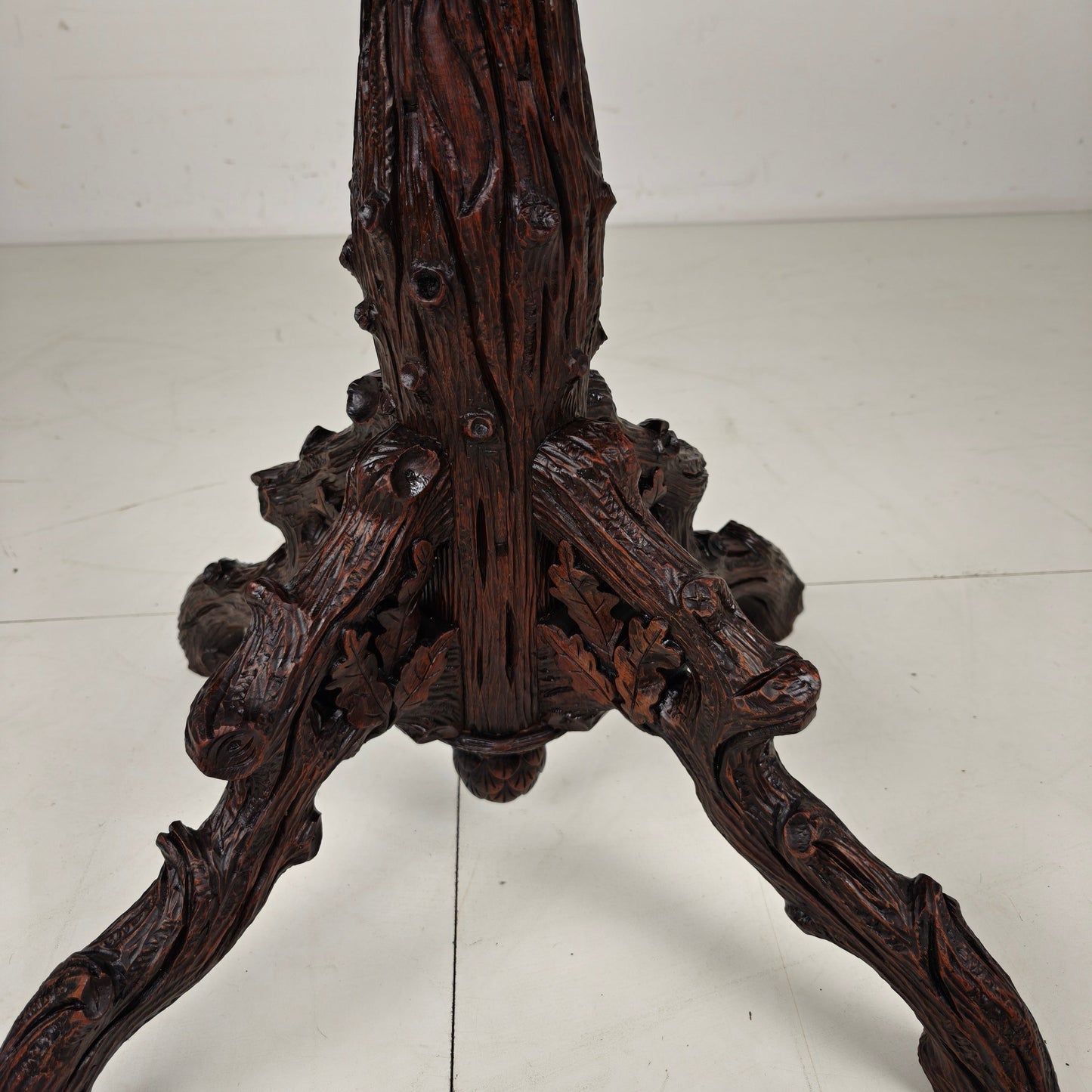 Black Forest Card Table by Horrix – 1880 Black Forest Card Table by Horrix – 1880