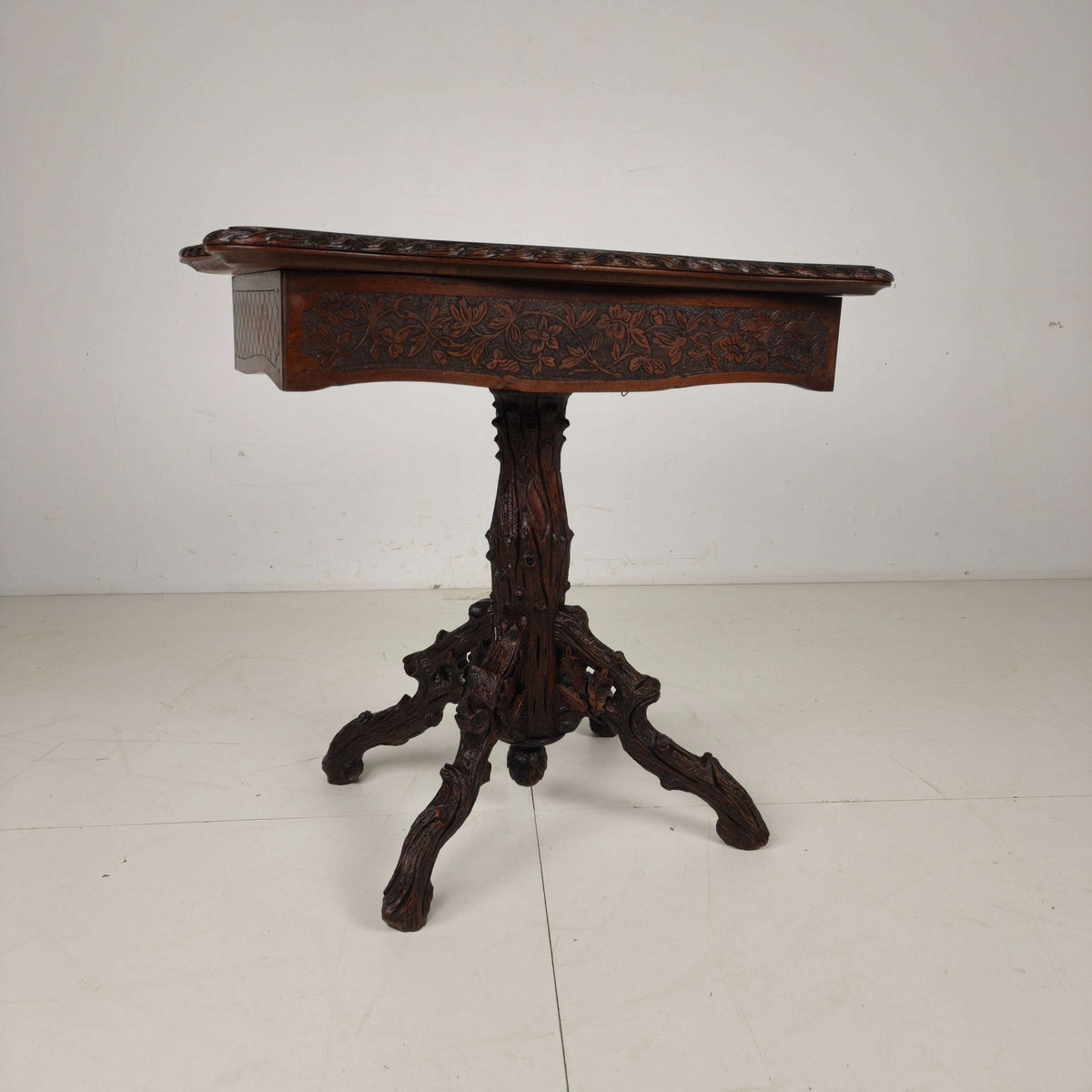 Black Forest Card Table by Horrix – 1880 Black Forest Card Table by Horrix – 1880
