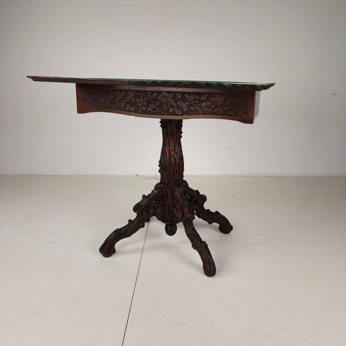 Black Forest Card Table by Horrix – 1880 Black Forest Card Table by Horrix – 1880