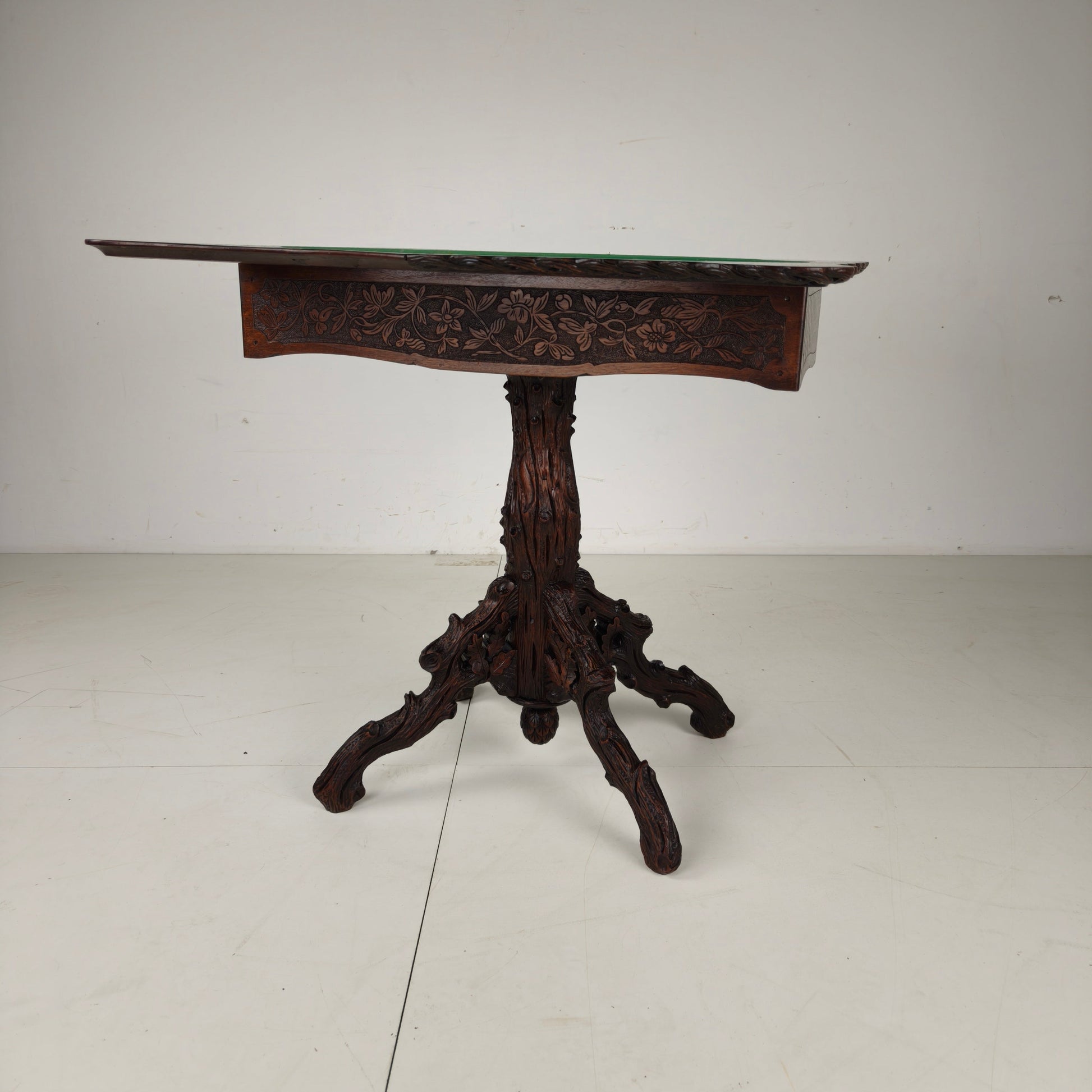 Black Forest Card Table by Horrix – 1880 Black Forest Card Table by Horrix – 1880