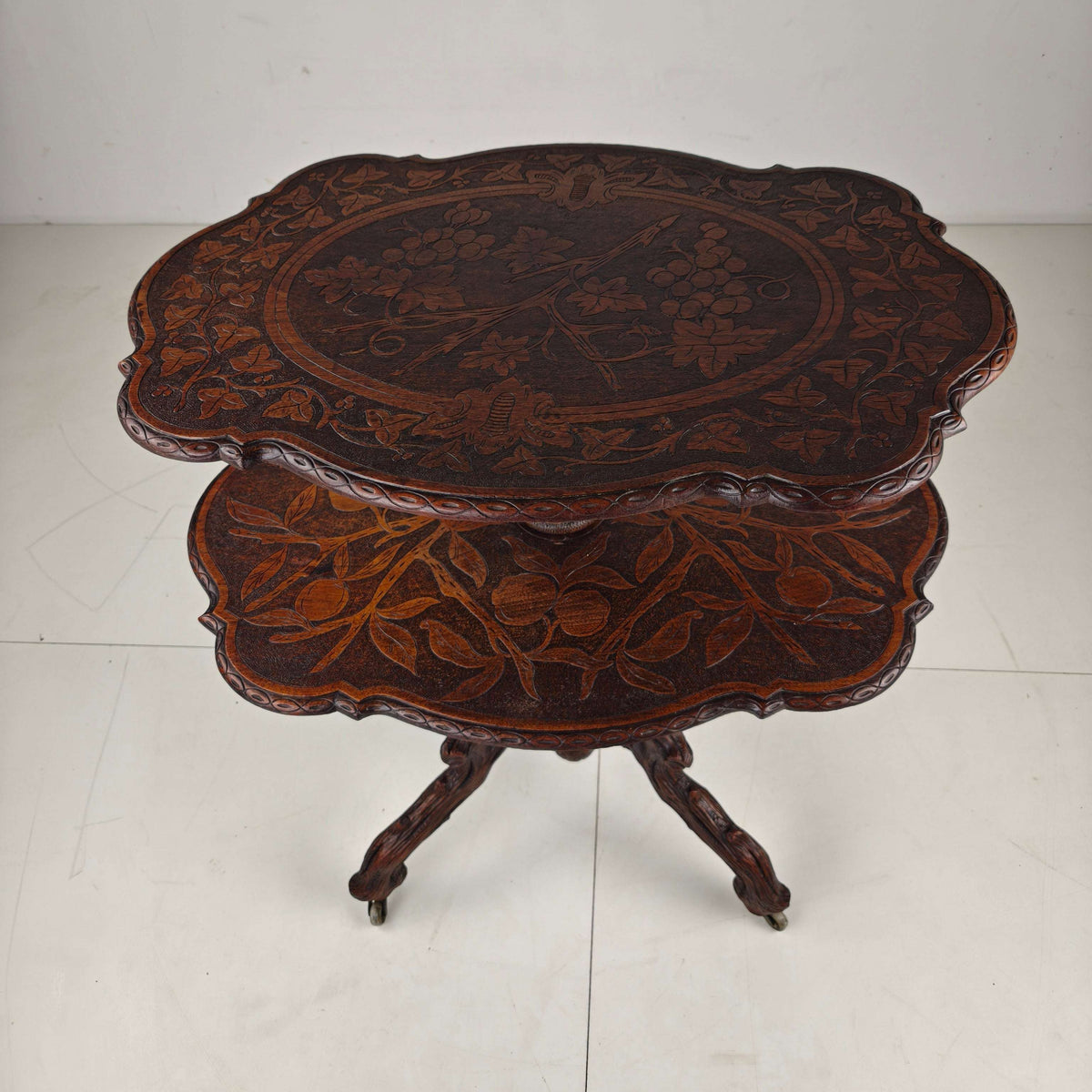 Black Forest Étagère by Horrix – Late 19th Century Black Forest Étagère by Horrix – Late 19th Century