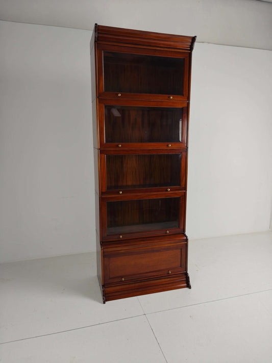 Bookcase in Globe-Wernicke Style – Mahogany – Beveled Glass Bookcase in Globe-Wernicke Style – Mahogany – Beveled Glass