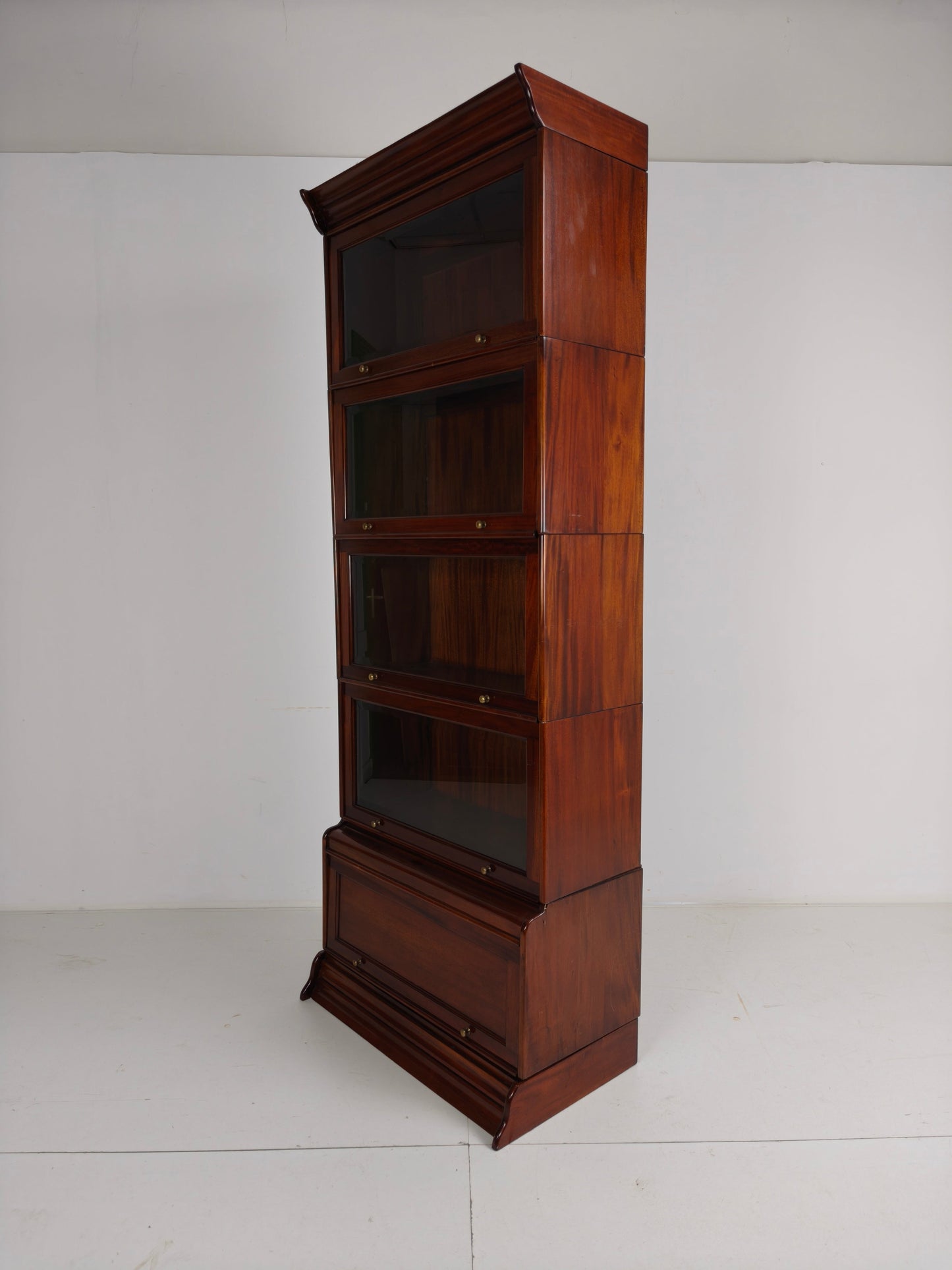 Bookcase in Globe-Wernicke Style – Mahogany – Beveled Glass Bookcase in Globe-Wernicke Style – Mahogany – Beveled Glass