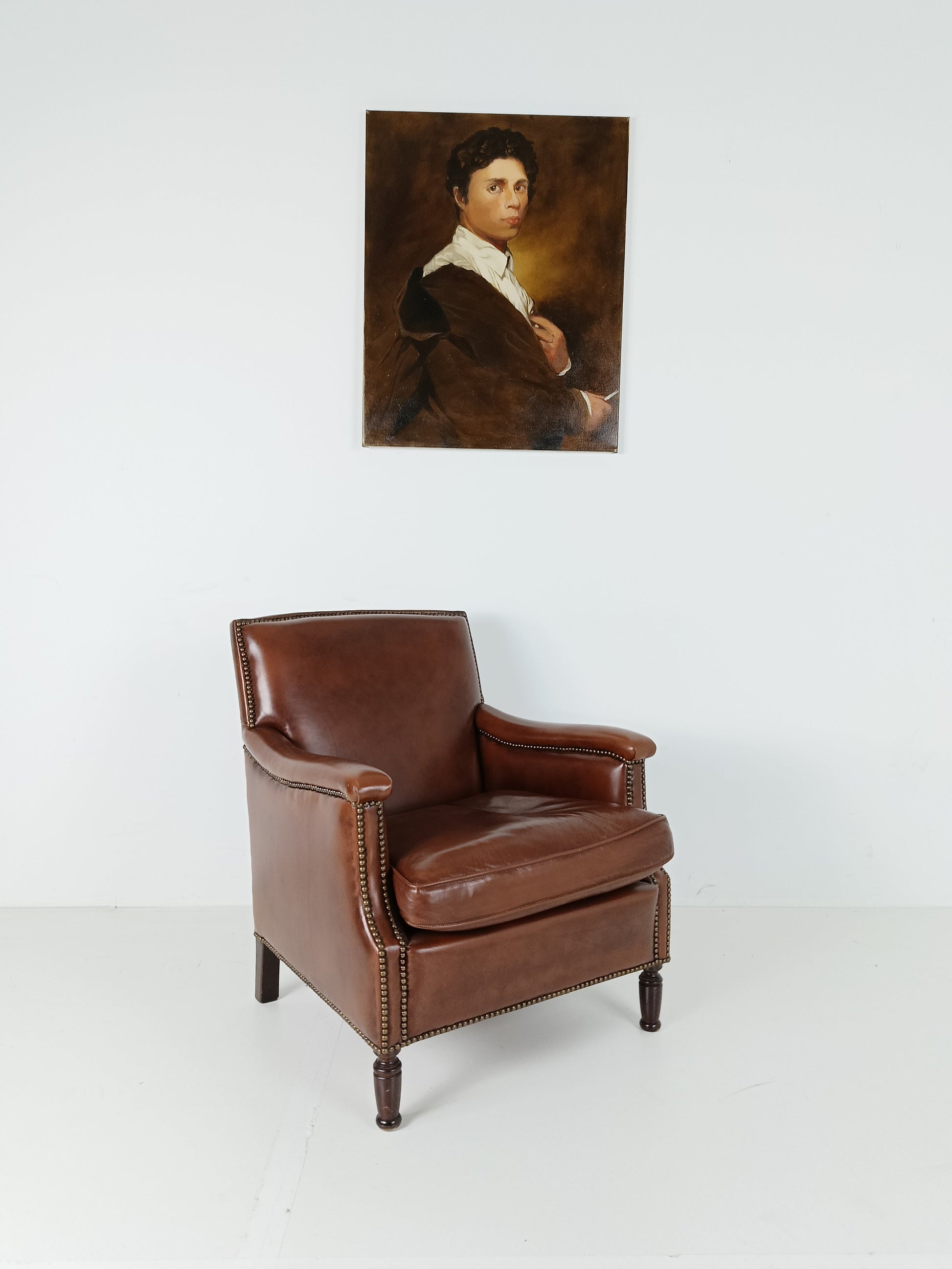 Bovine Leather Classic Design Bovine Leather Classic Design