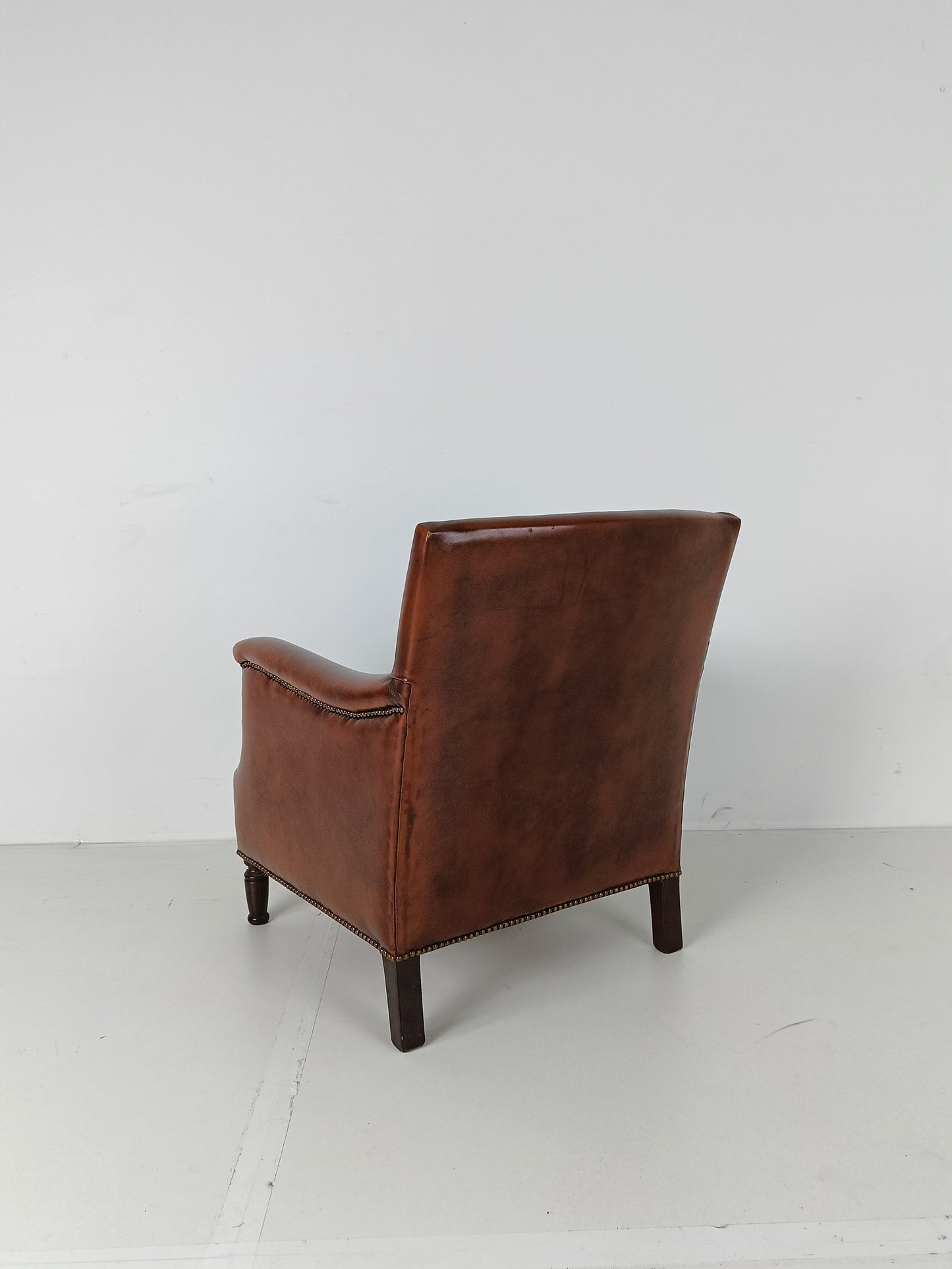 Bovine Leather Classic Design Bovine Leather Classic Design