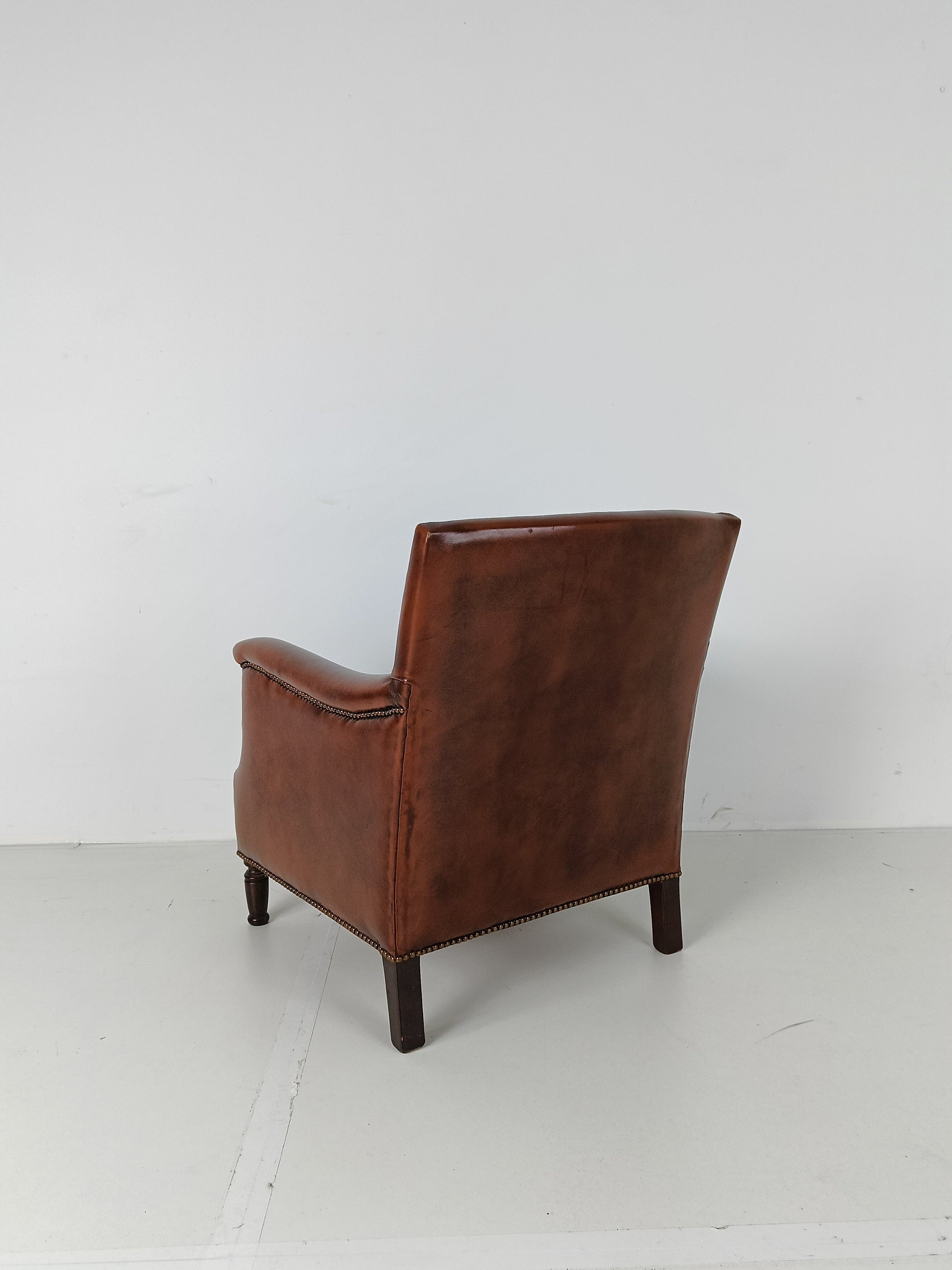 Bovine Leather Classic Design Bovine Leather Classic Design