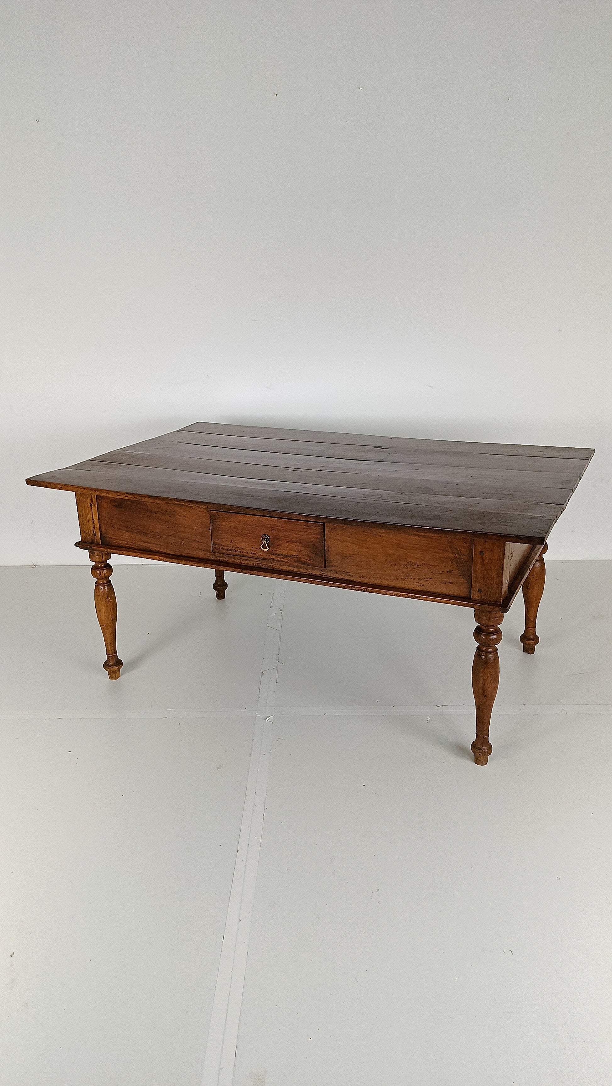 Charming Antique Coffee Table Charming Antique Coffee Table