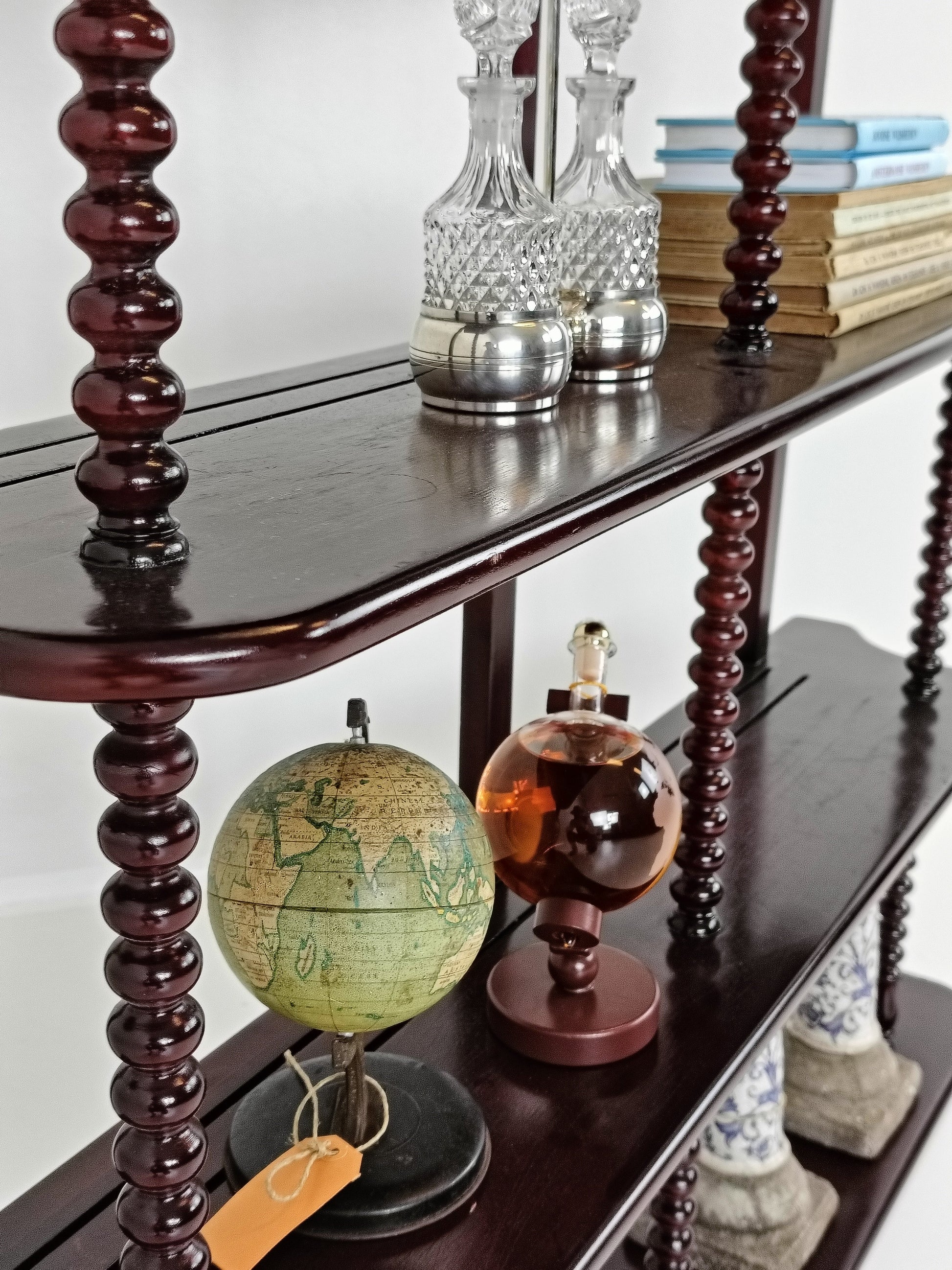 Charming Plate Rack/ Display Cabinet Charming Plate Rack/ Display Cabinet