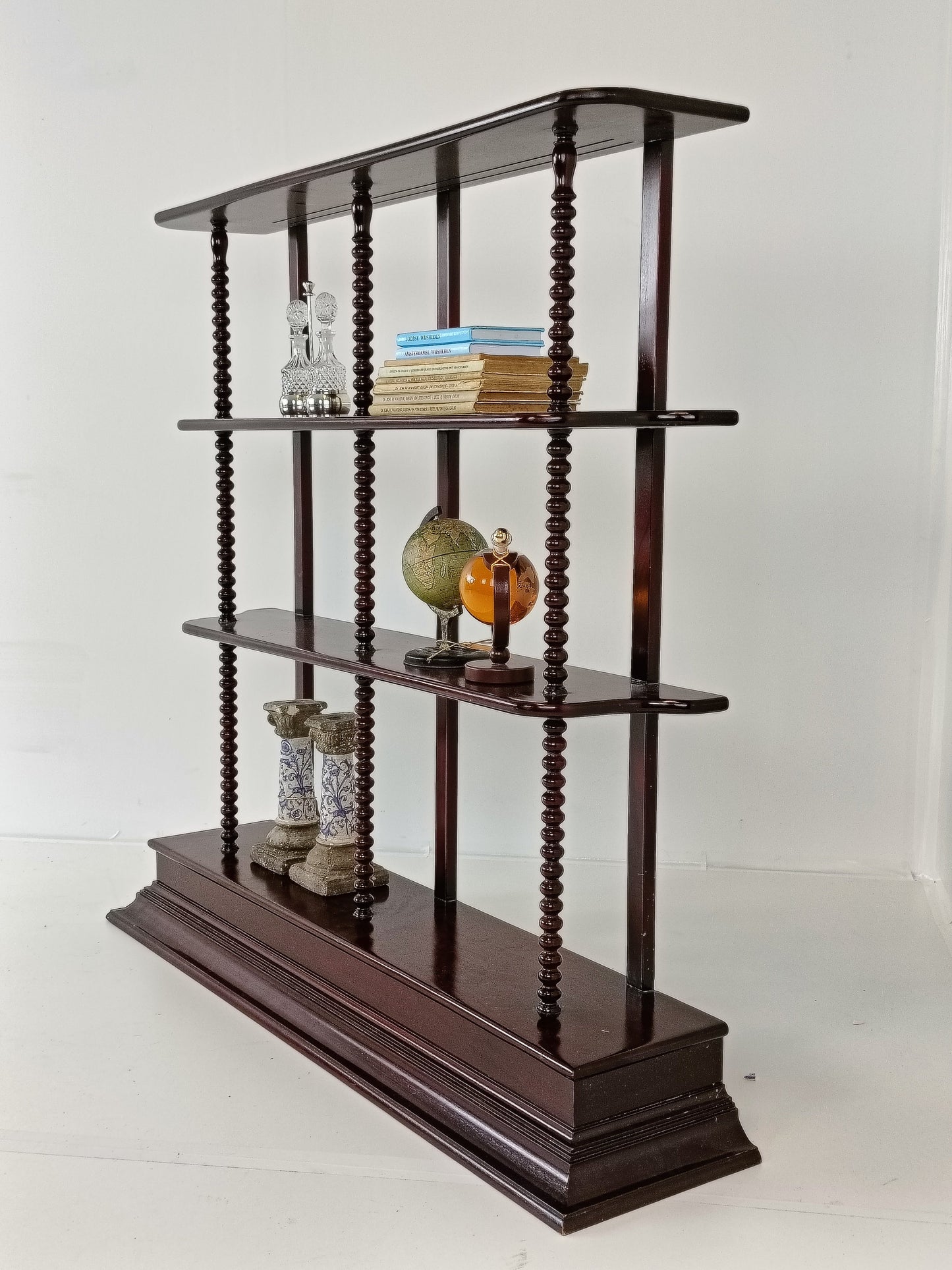 Charming Plate Rack/ Display Cabinet Charming Plate Rack/ Display Cabinet