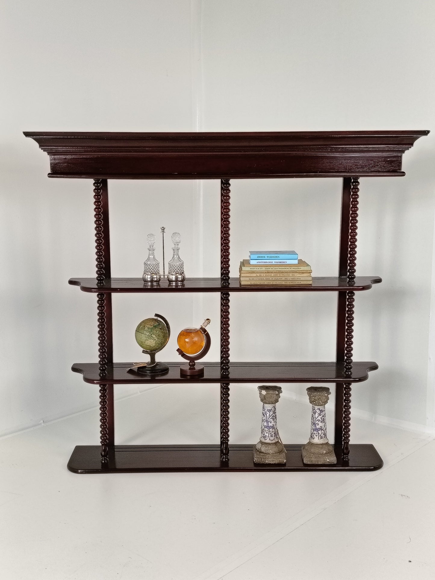 Charming Plate Rack/ Display Cabinet Charming Plate Rack/ Display Cabinet