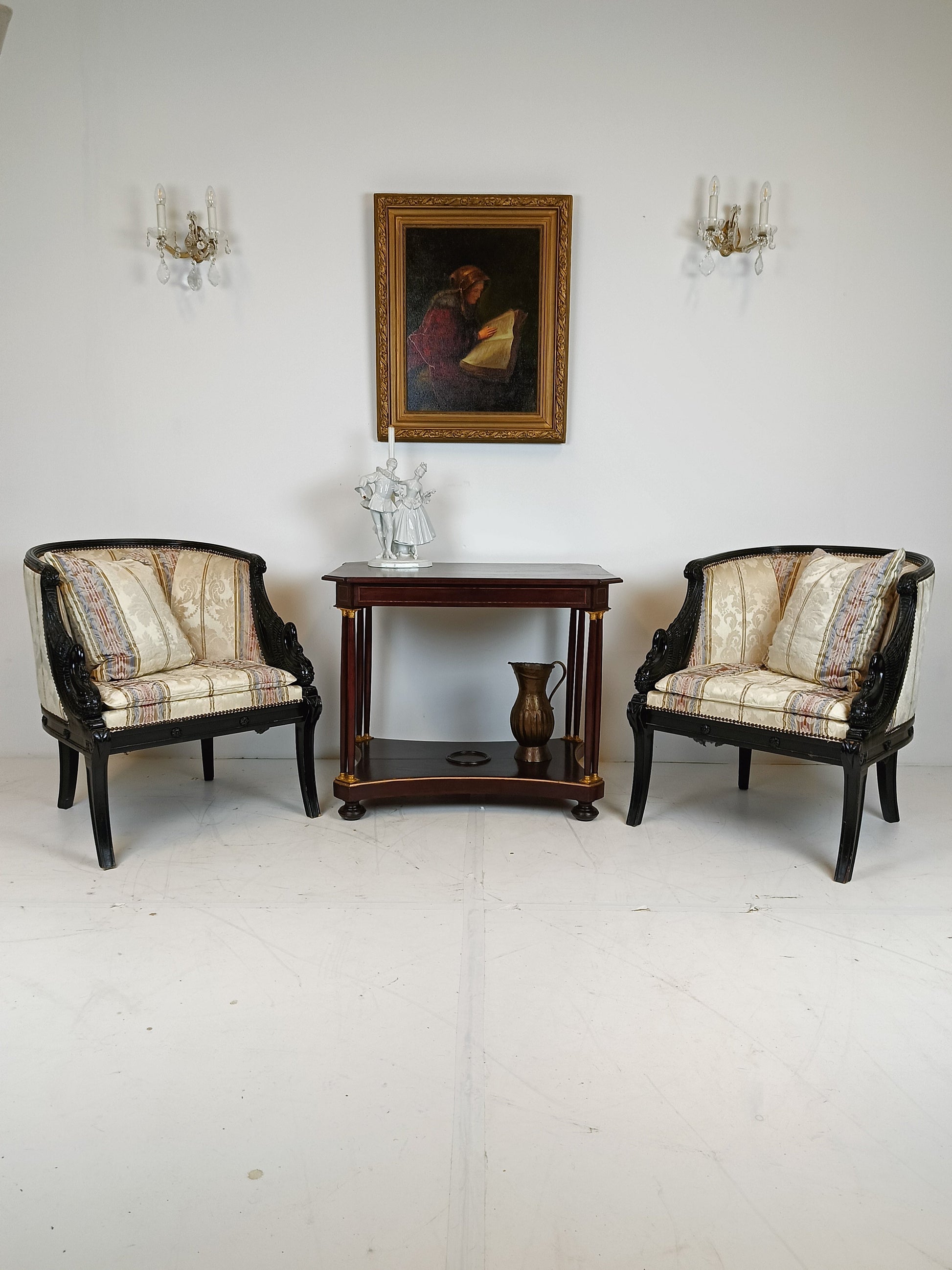 Classic Empire Style Side Table Classic Empire Style Side Table