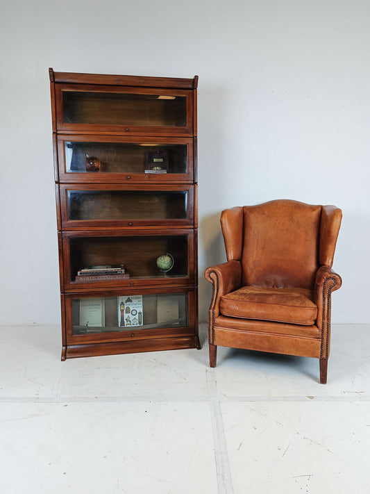 Classic Style Globe Warnick Cabinet Classic Style Globe Warnick Cabinet