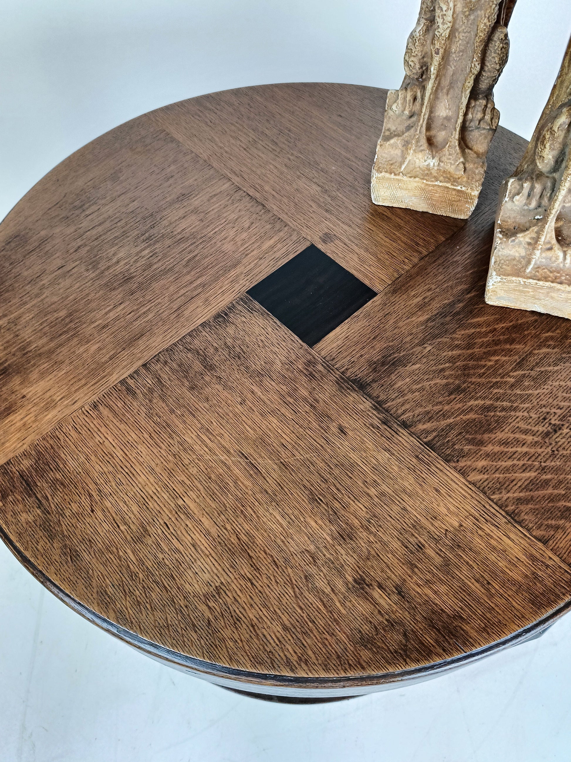 Dutch Art Deco Amsterdamse School Coffee table Dutch Art Deco Amsterdamse School Coffee table