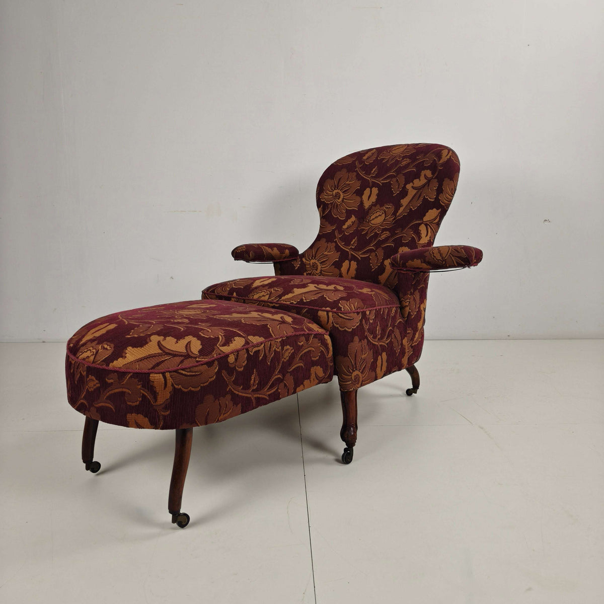 Early 20th-Century Adjustable Reclining Armchair by Drevette L.M., circa 1900–1920 Early 20th-Century Adjustable Reclining Armchair by Drevette L.M., circa 1900–1920