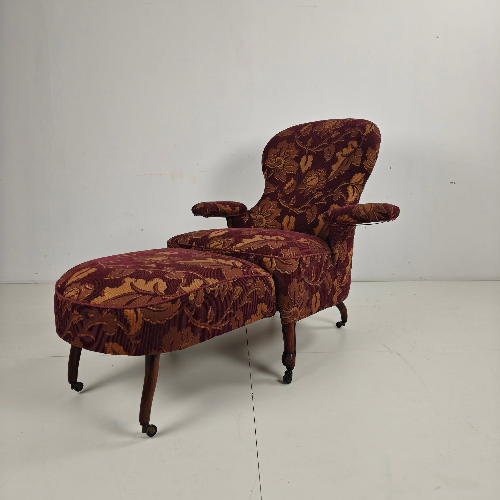 Early 20th-Century Adjustable Reclining Armchair by Drevette L.M., circa 1900–1920 Early 20th-Century Adjustable Reclining Armchair by Drevette L.M., circa 1900–1920