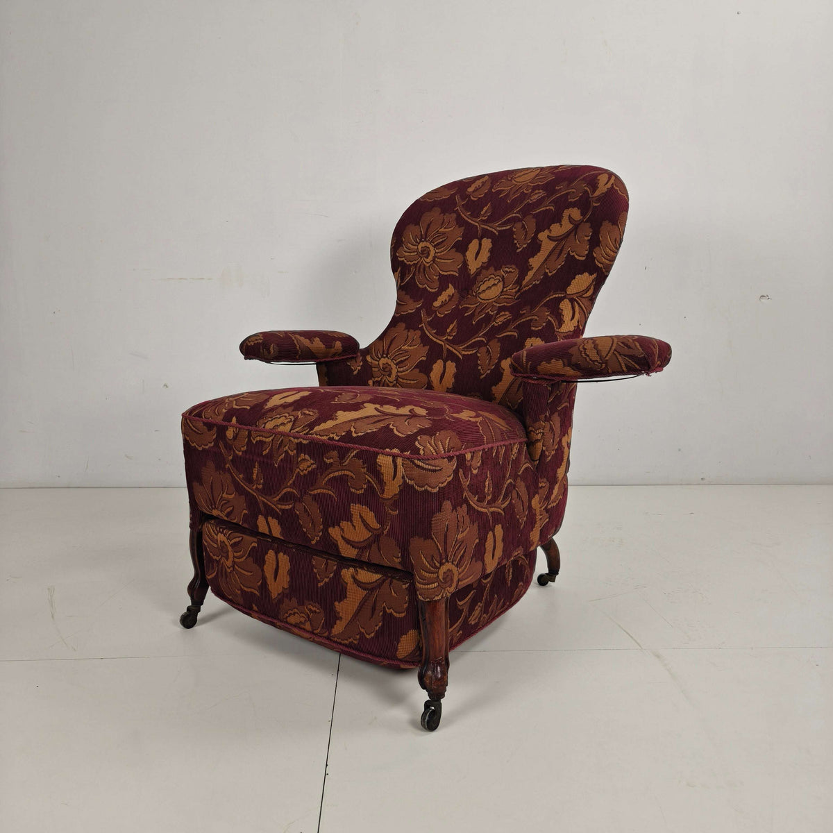 Early 20th-Century Adjustable Reclining Armchair by Drevette L.M., circa 1900–1920 Early 20th-Century Adjustable Reclining Armchair by Drevette L.M., circa 1900–1920