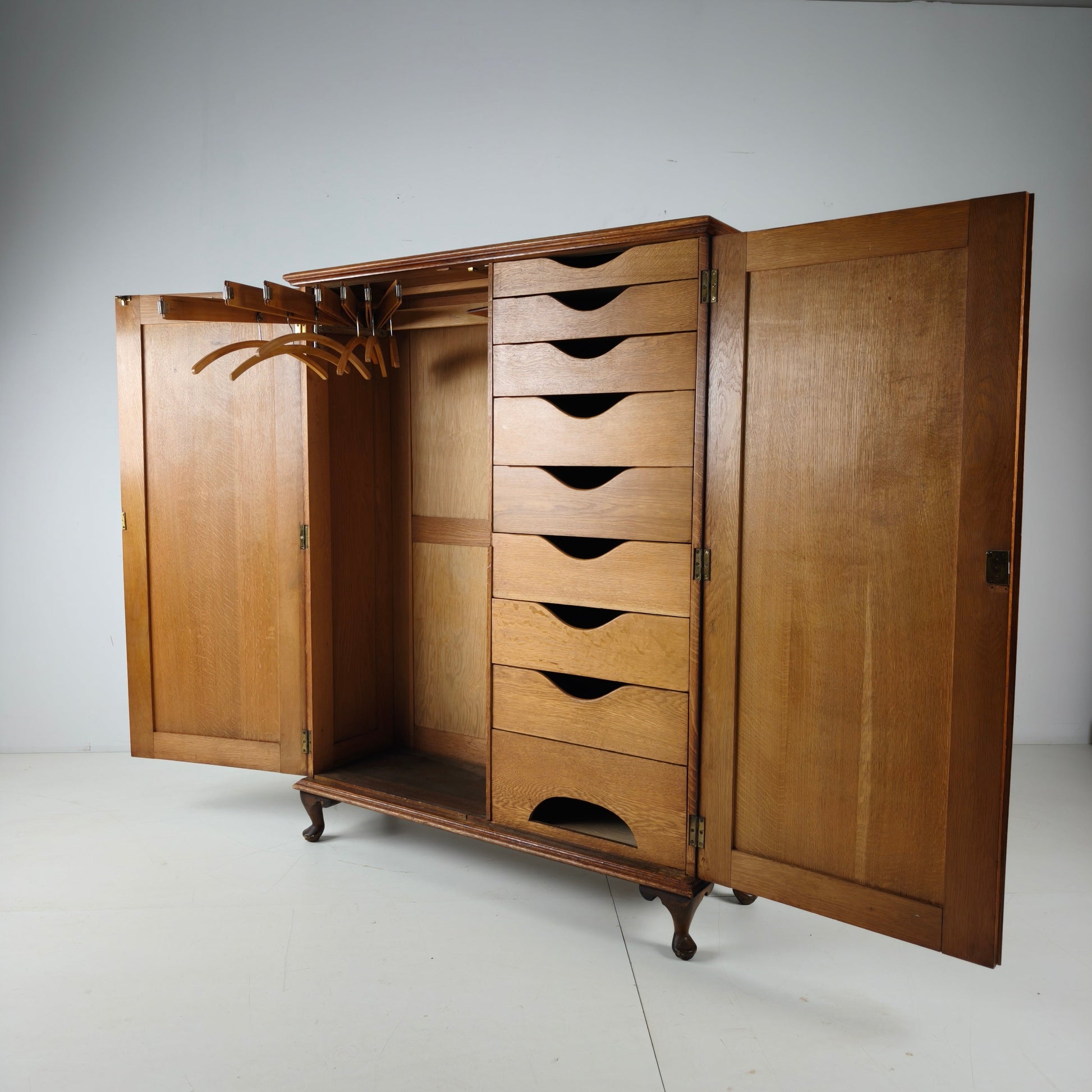 Early 20th Century Art deco Wardrobe by Innovation Ingenuities Ltd Early 20th Century Art deco Wardrobe by Innovation Ingenuities Ltd