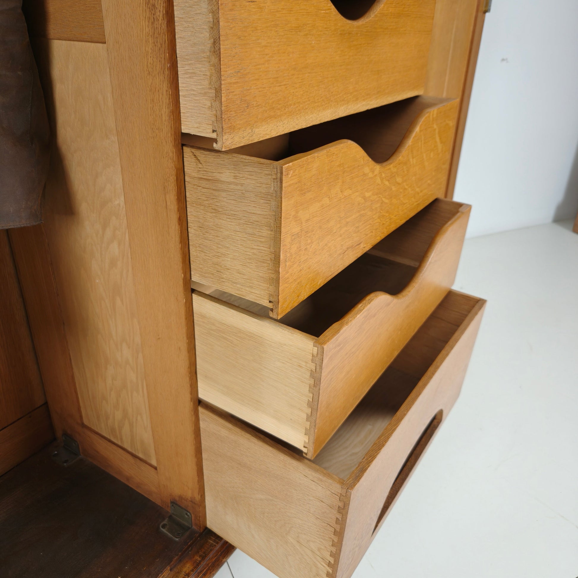 Early 20th Century Art deco Wardrobe by Innovation Ingenuities Ltd Early 20th Century Art deco Wardrobe by Innovation Ingenuities Ltd