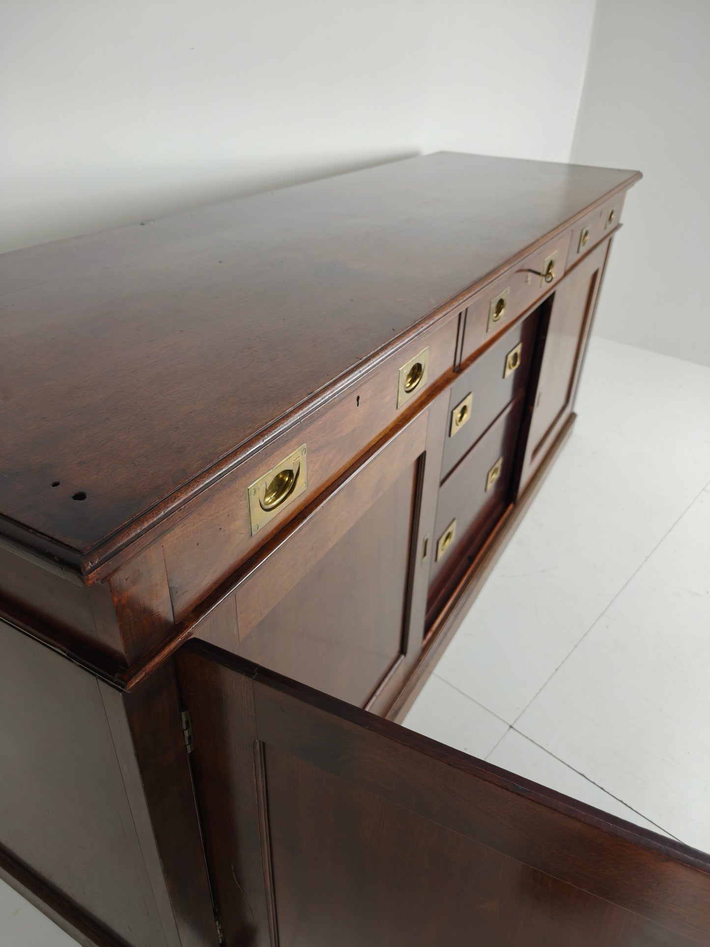 Early 20th-Century English Mahogany Dresser / Sideboard – Brass Campaign Hardware Early 20th-Century English Mahogany Dresser / Sideboard – Brass Campaign Hardware