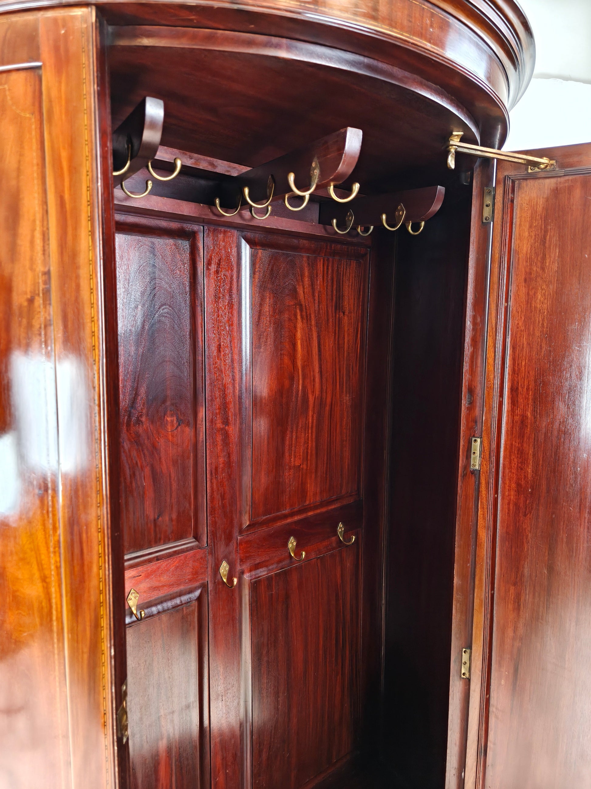 Edwardian Mahogany Bow-Fronted Wardrobe by Maple & Co Edwardian Mahogany Bow-Fronted Wardrobe by Maple & Co