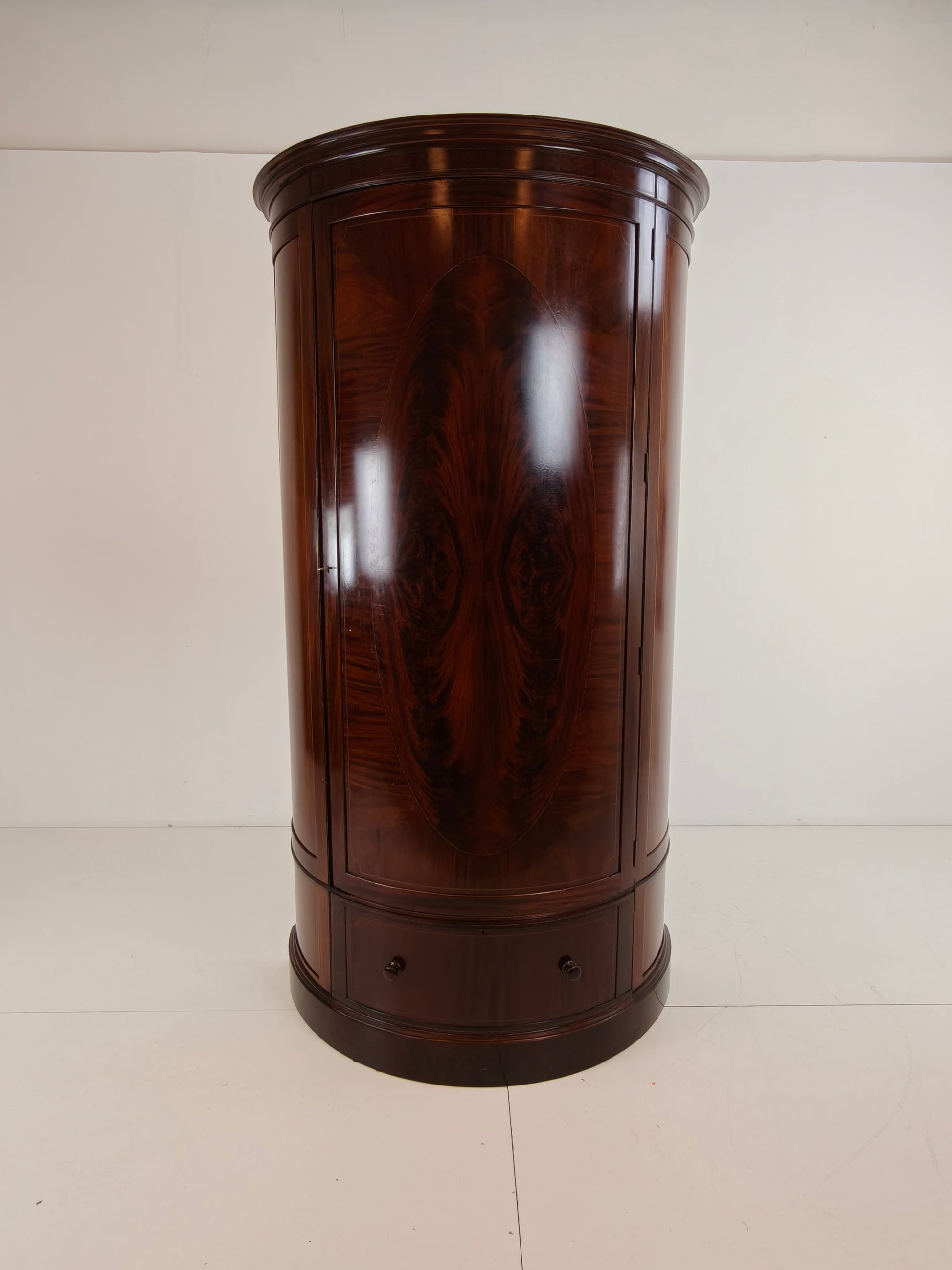 Edwardian Mahogany Bow-Fronted Wardrobe by Maple & Co Edwardian Mahogany Bow-Fronted Wardrobe by Maple & Co