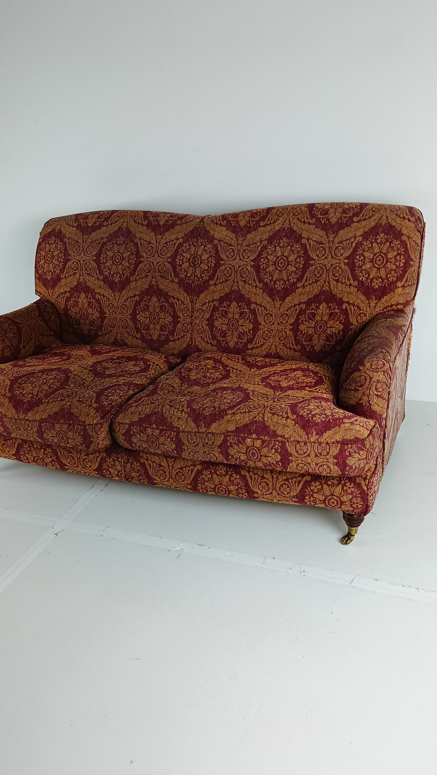 Edwardian Style English Sofa (2p) Edwardian Style English Sofa (2p)