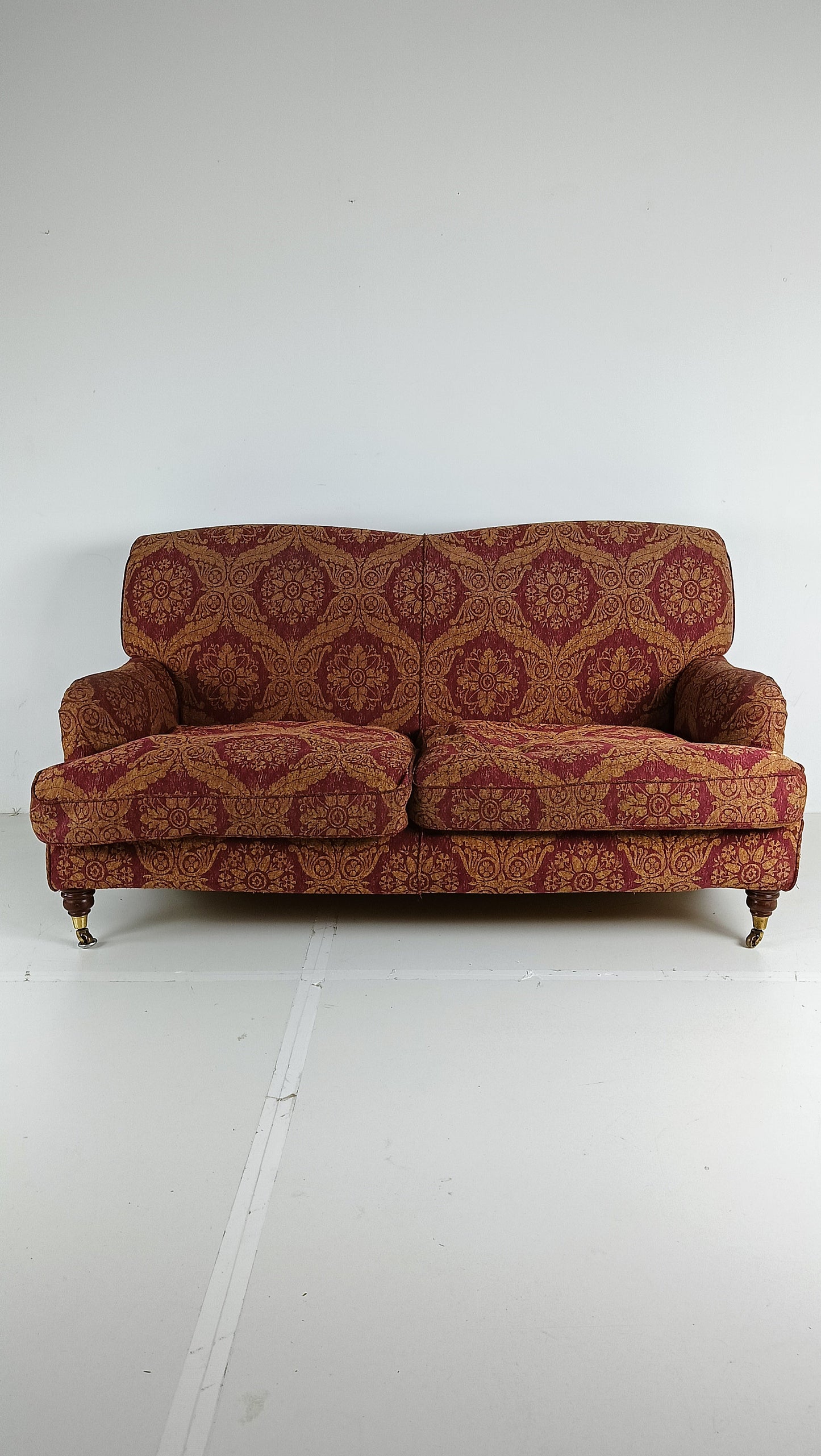 Edwardian Style English Sofa (2p) Edwardian Style English Sofa (2p)