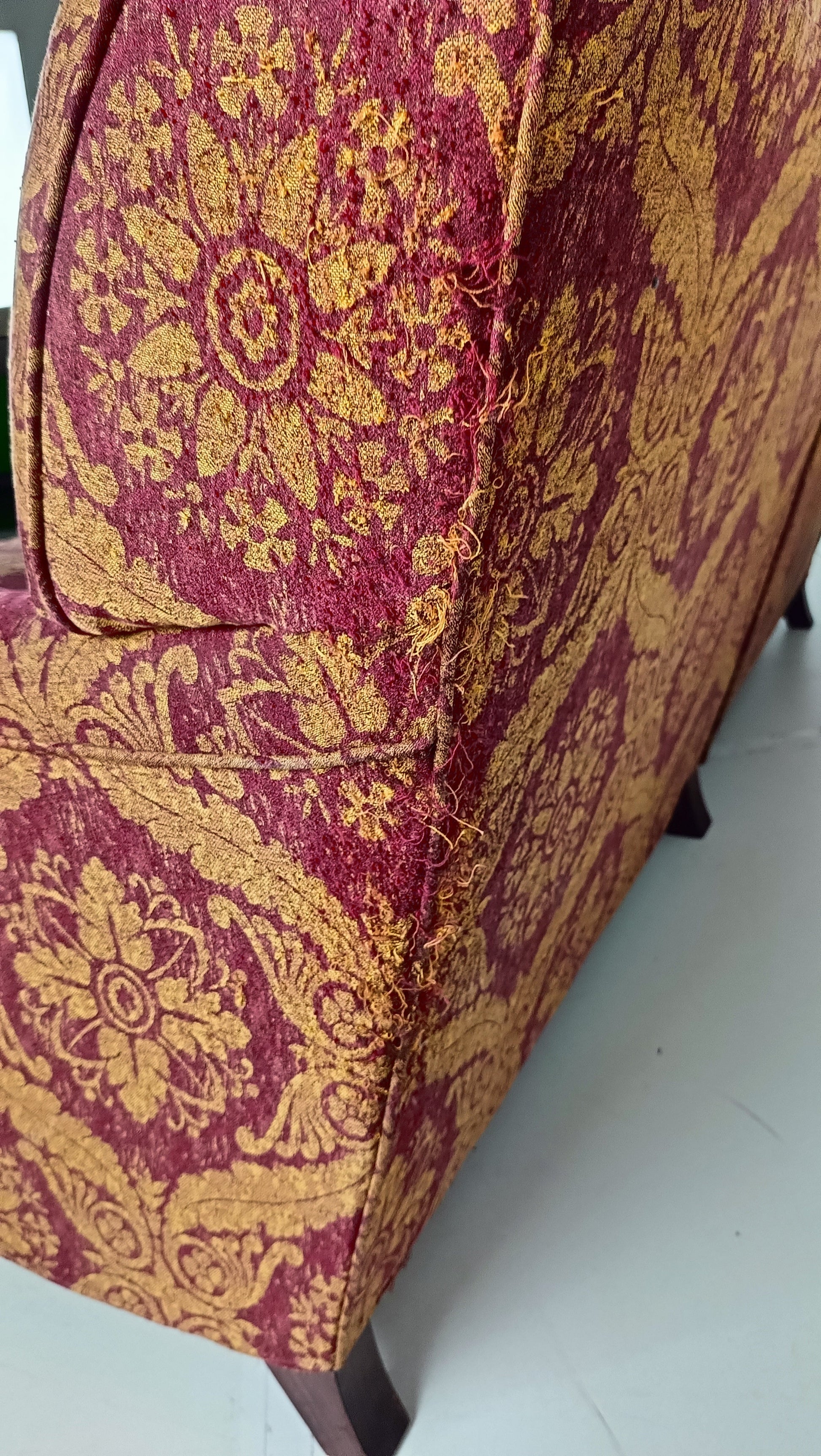 Edwardian Style English Sofa (3p) Edwardian Style English Sofa (3p)