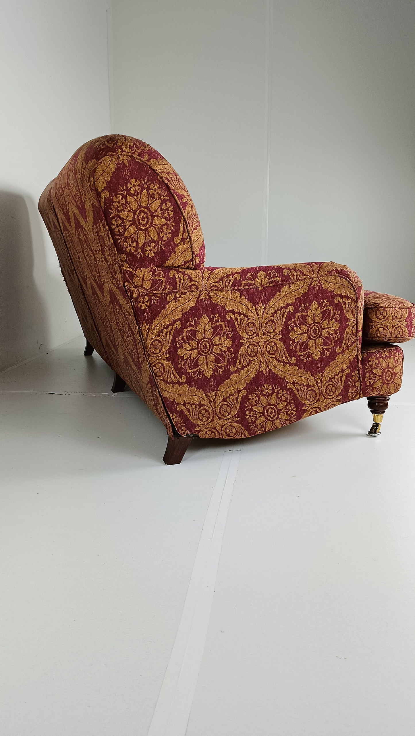 Edwardian Style English Sofa (3p) Edwardian Style English Sofa (3p)