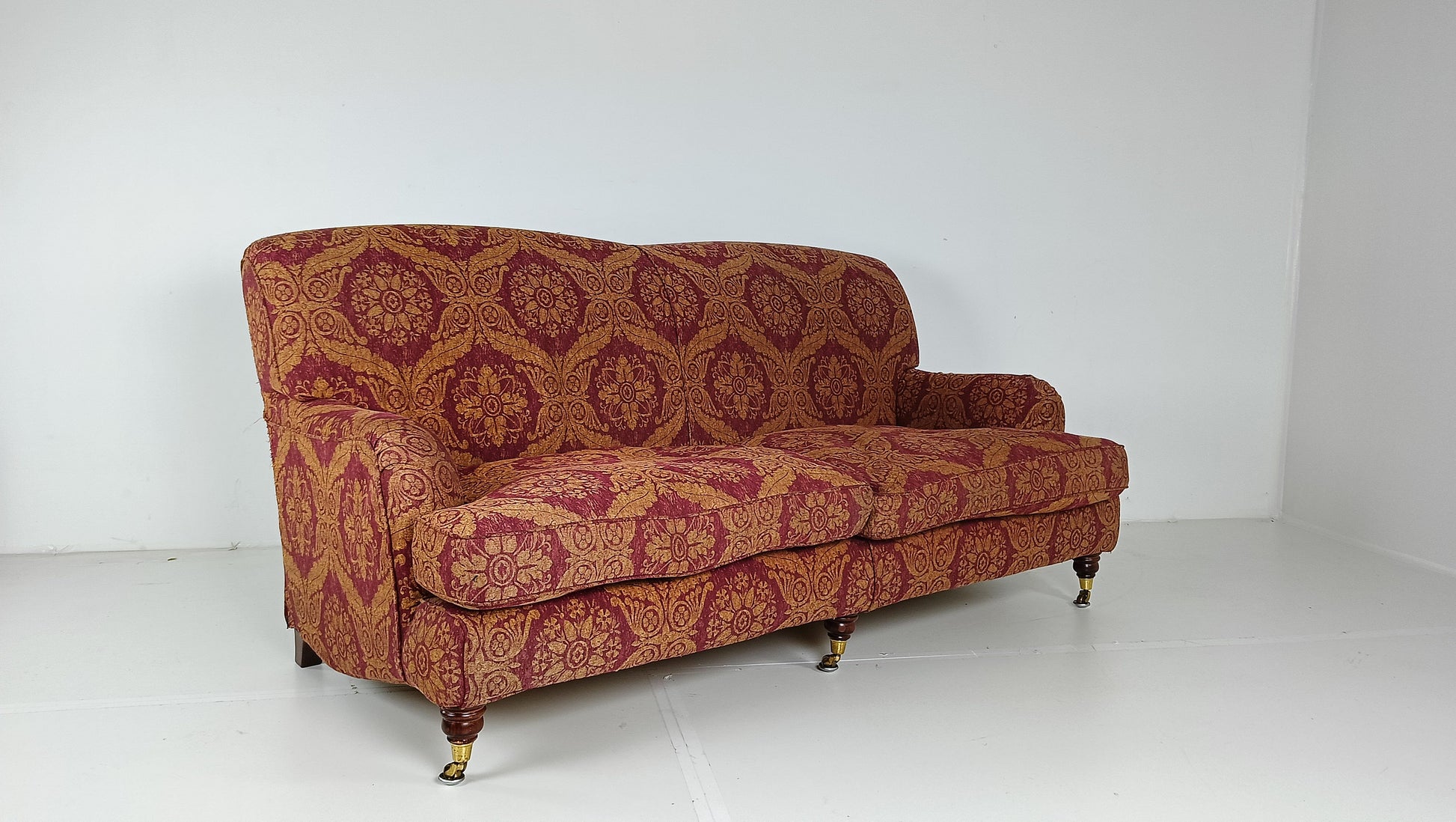 Edwardian Style English Sofa (3p) Edwardian Style English Sofa (3p)