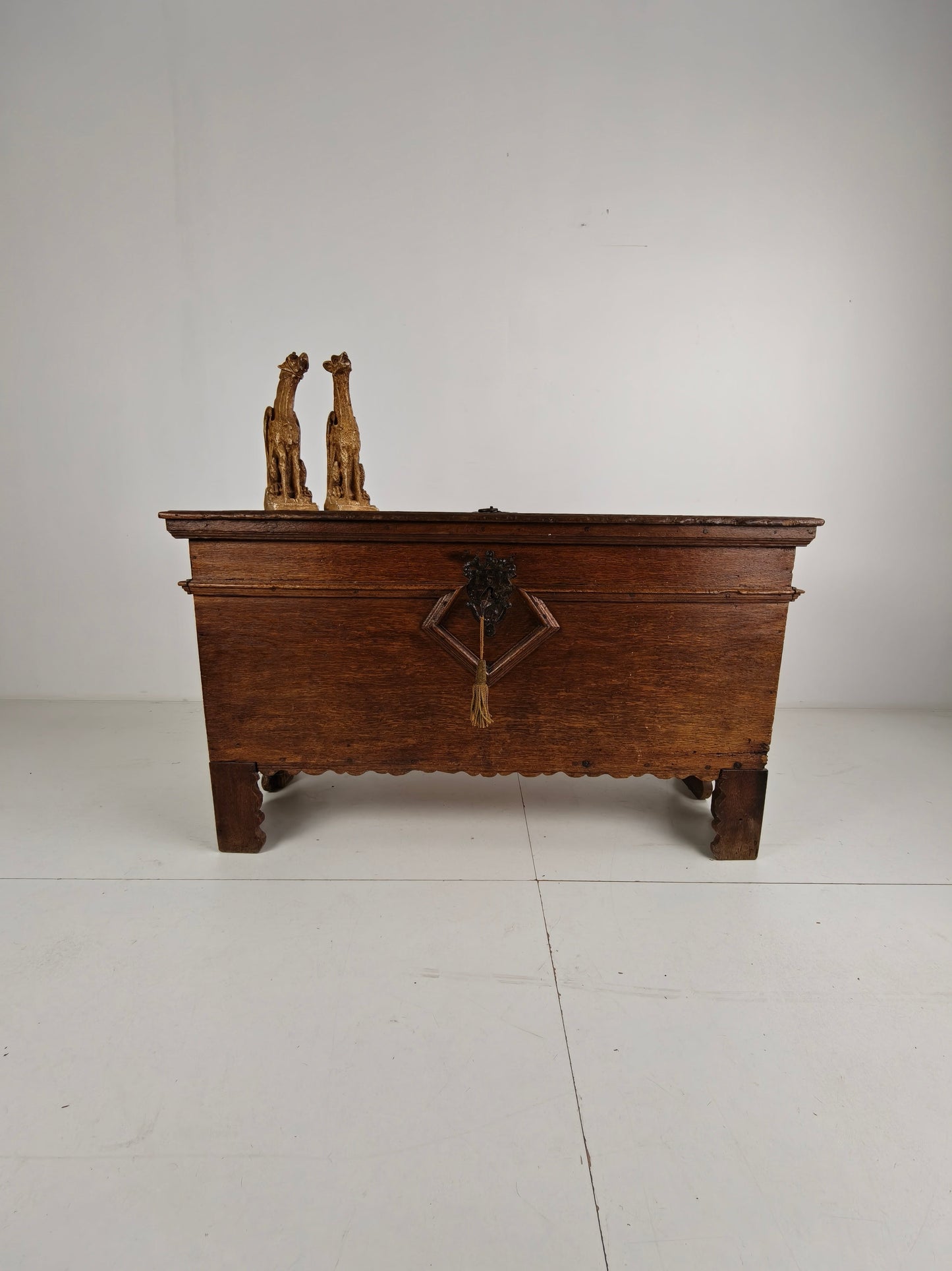Elegant 18th Century Oak Chest – Dated 1756 Elegant 18th Century Oak Chest – Dated 1756