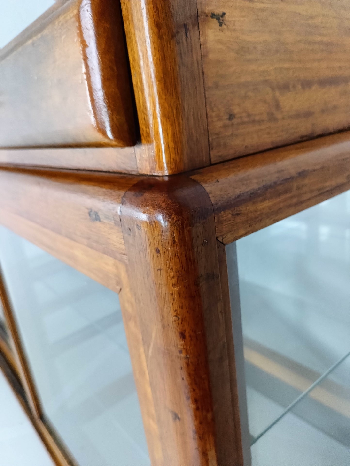 Elegant Antique Store Display With Glass Shelves Elegant Antique Store Display With Glass Shelves