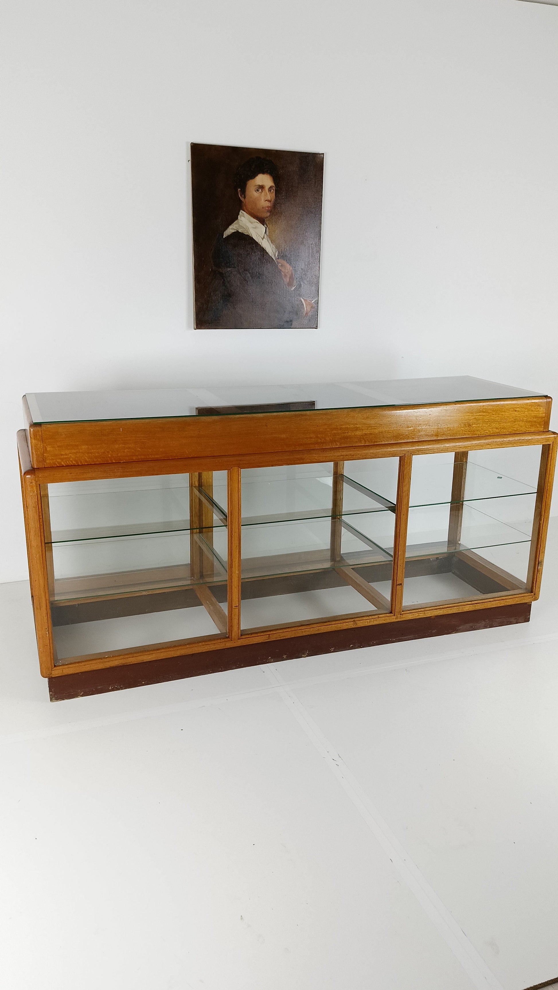 Elegant Antique Store Display With Glass Shelves Elegant Antique Store Display With Glass Shelves