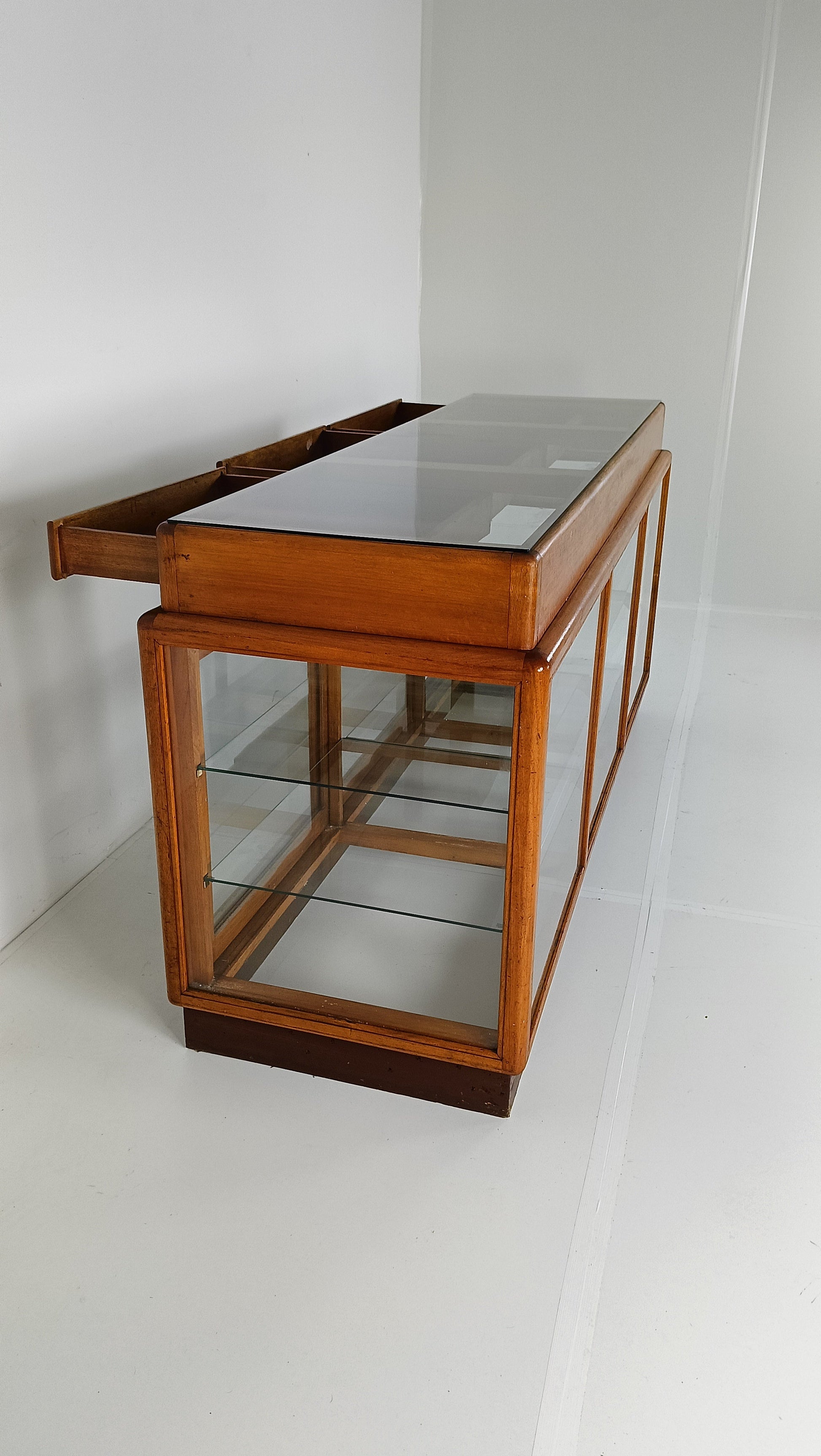 Elegant Antique Store Display With Glass Shelves Elegant Antique Store Display With Glass Shelves