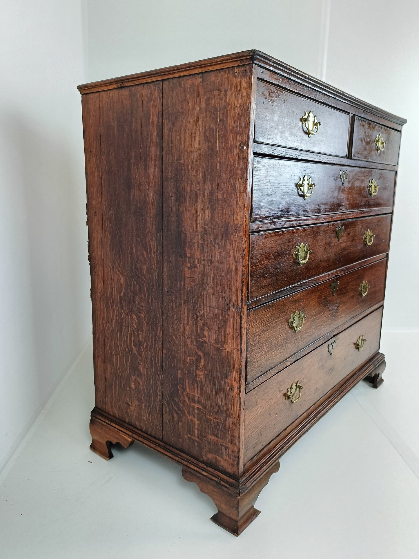 English Antique Dresser English Antique Dresser