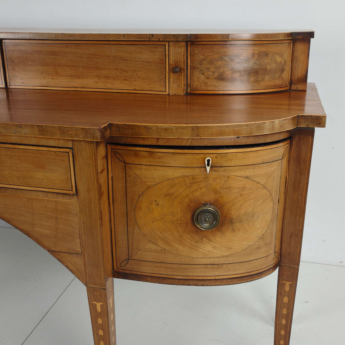 English Georgian Revival Sideboard – 19th early Century English Georgian Revival Sideboard – 19th early Century