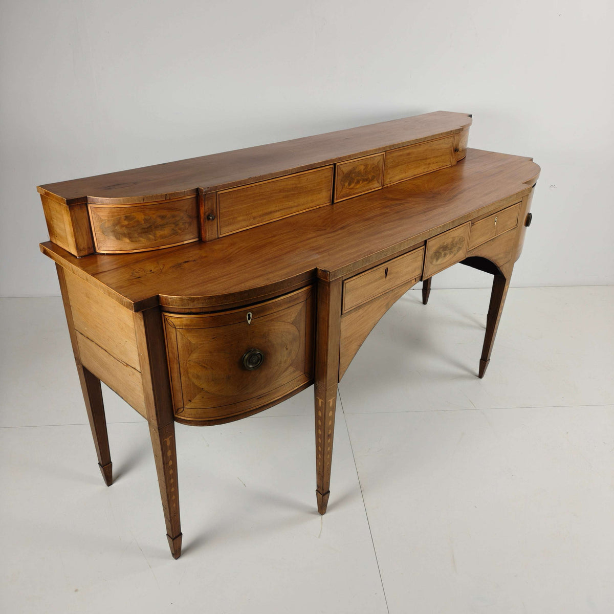 English Georgian Revival Sideboard – 19th early Century English Georgian Revival Sideboard – 19th early Century