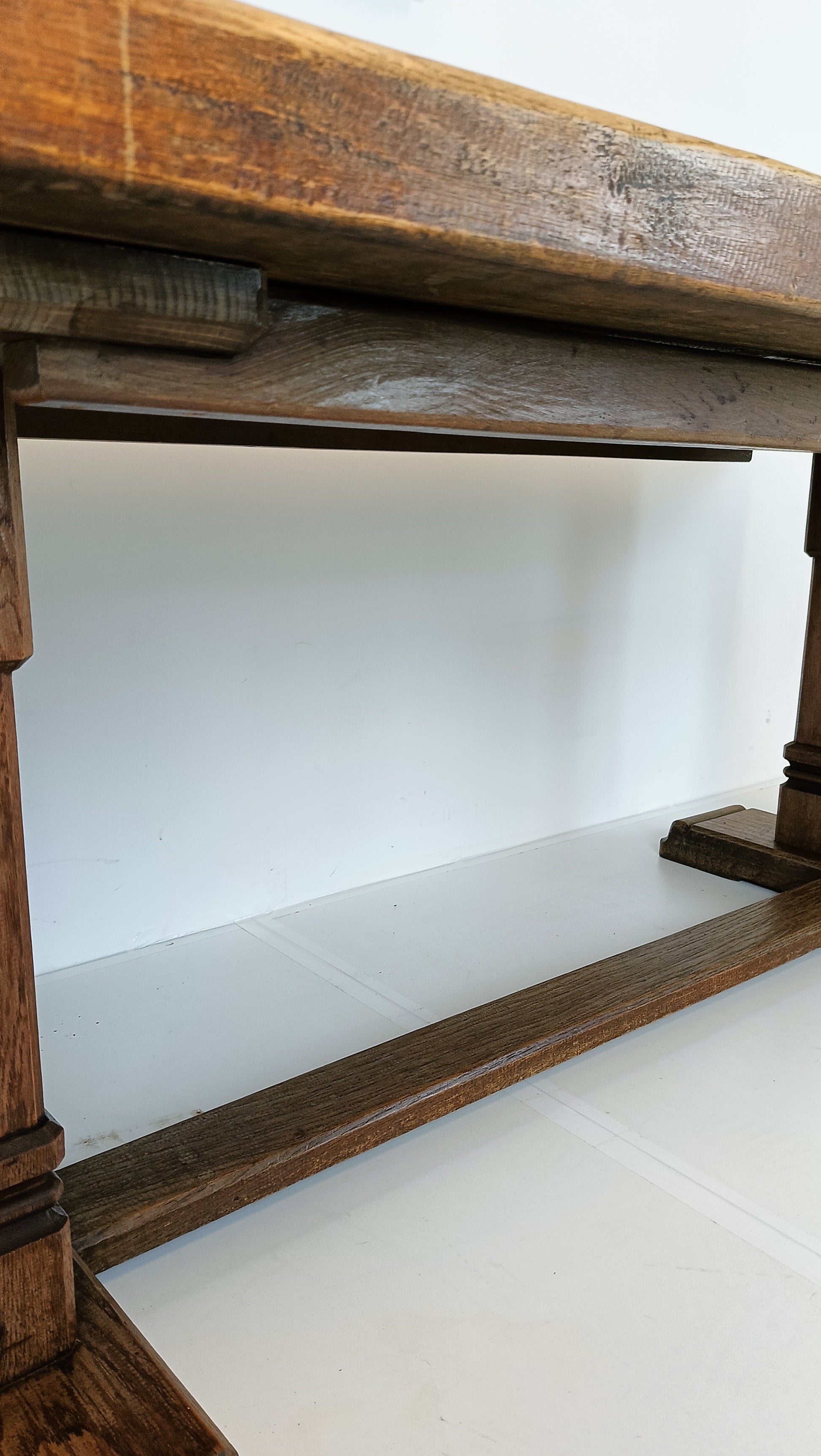 Excellent Oak Monastary Table Excellent Oak Monastary Table