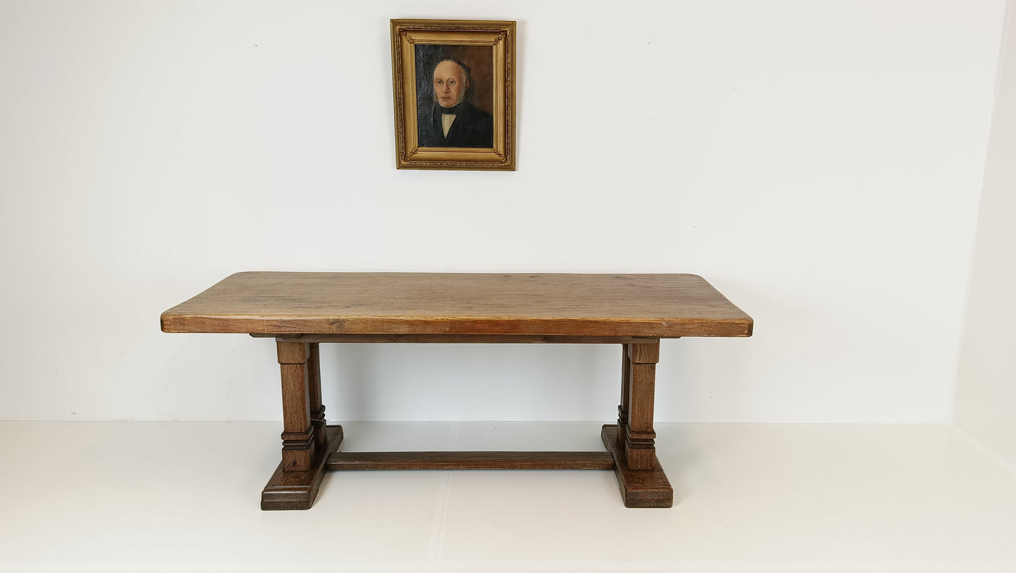 Excellent Oak Monastary Table Excellent Oak Monastary Table