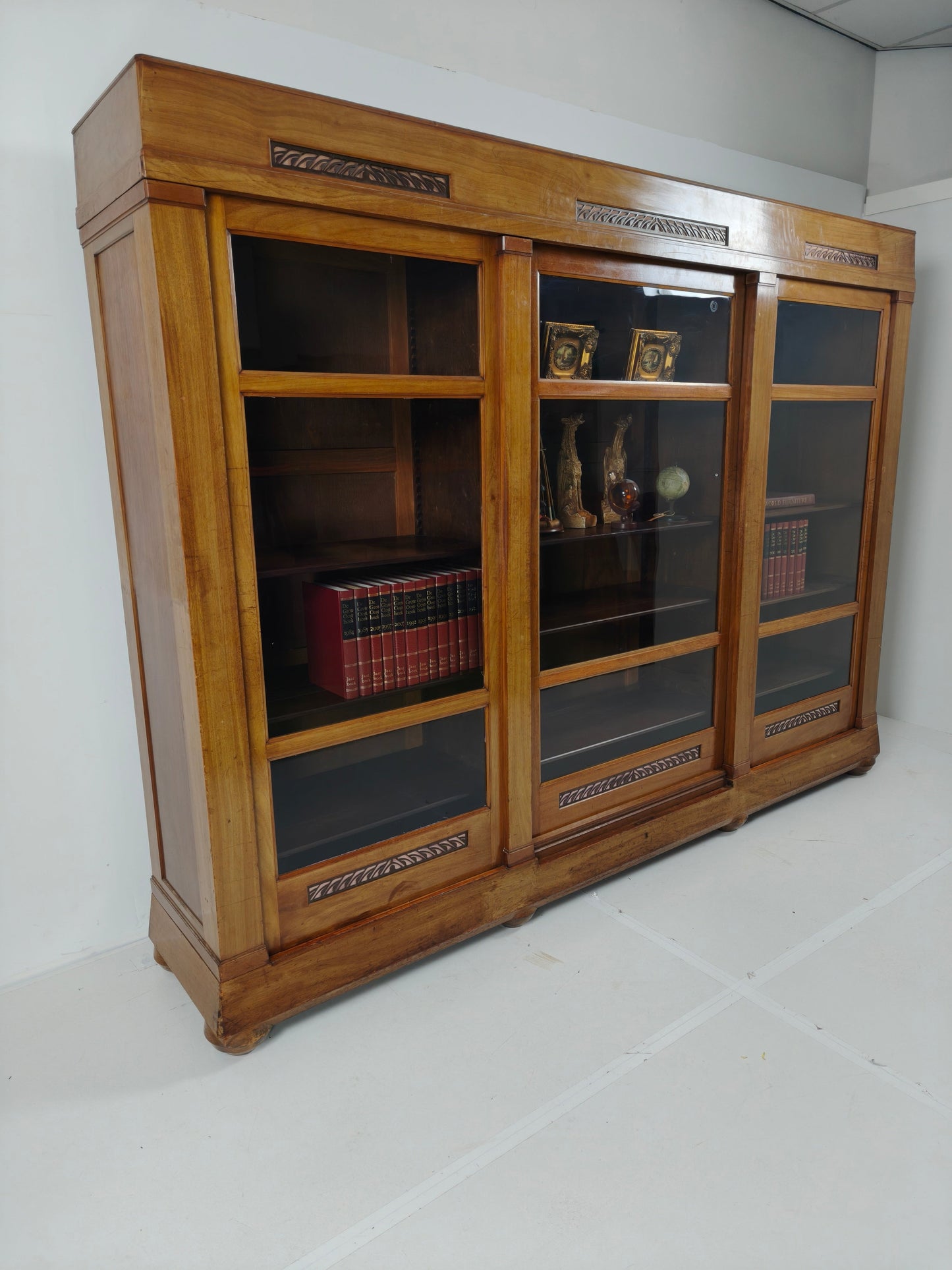 Exceptional Unique Large Display Book Cabinet Art Deco, 1920's Exceptional Unique Large Display Book Cabinet Art Deco, 1920's