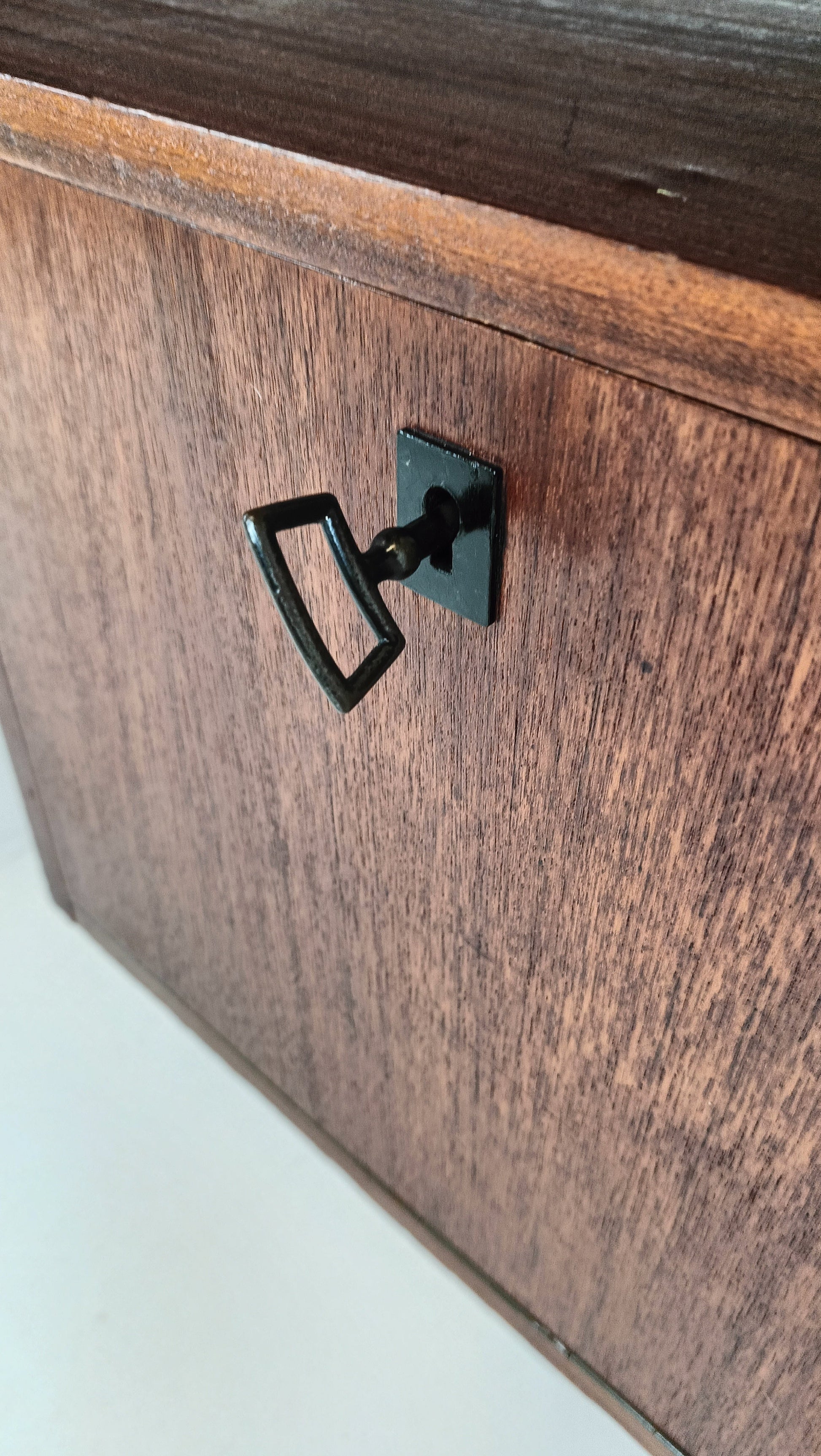 Exclusive Vintage Desk Exclusive Vintage Desk