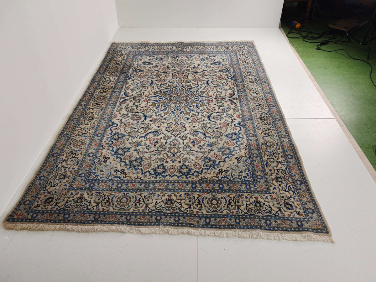 Exquisite Hand-Knotted Persian Nain Rug Exquisite Hand-Knotted Persian Nain Rug
