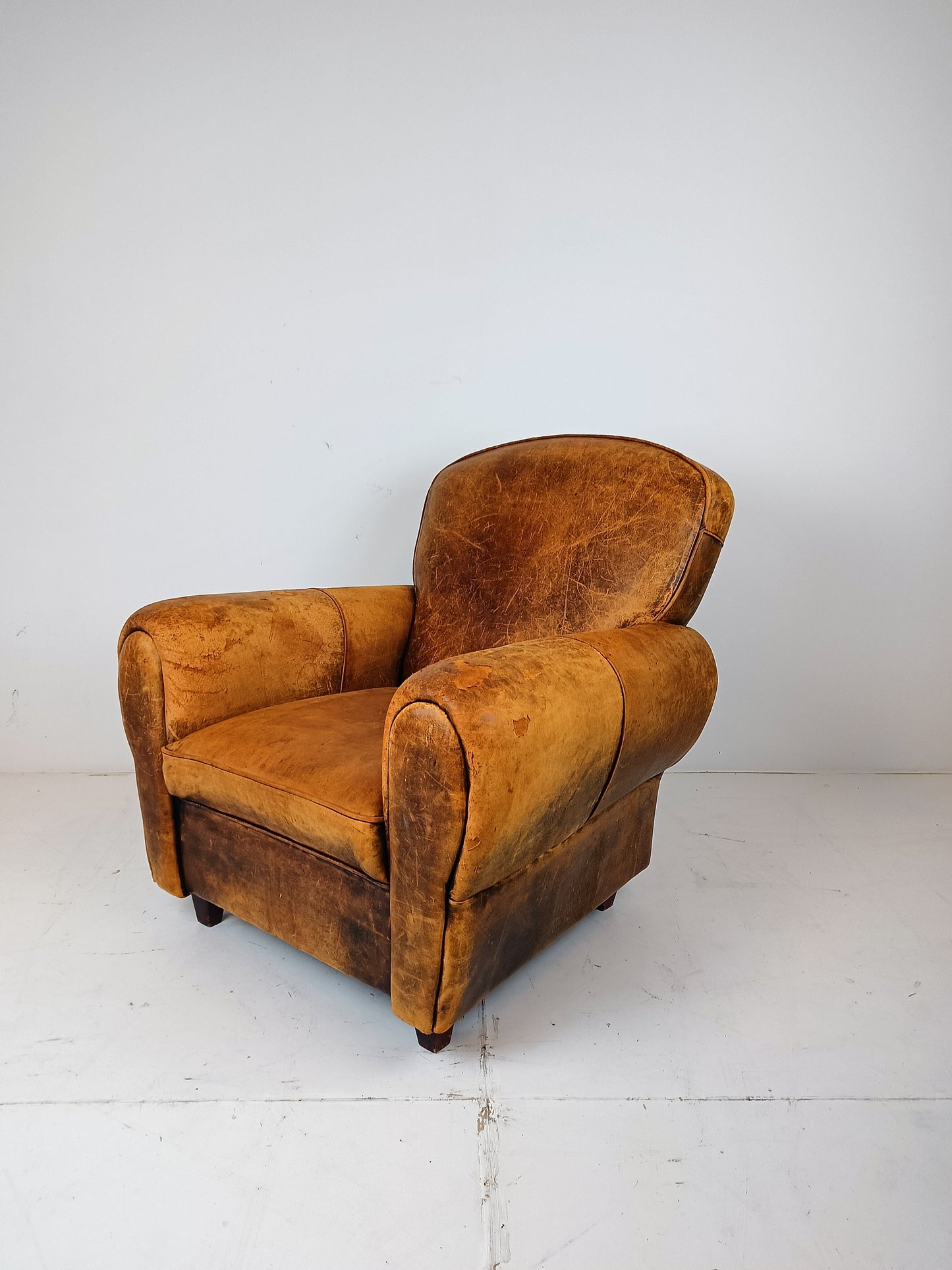 French Armchair Sheepskin / Club Chair French Armchair Sheepskin / Club Chair