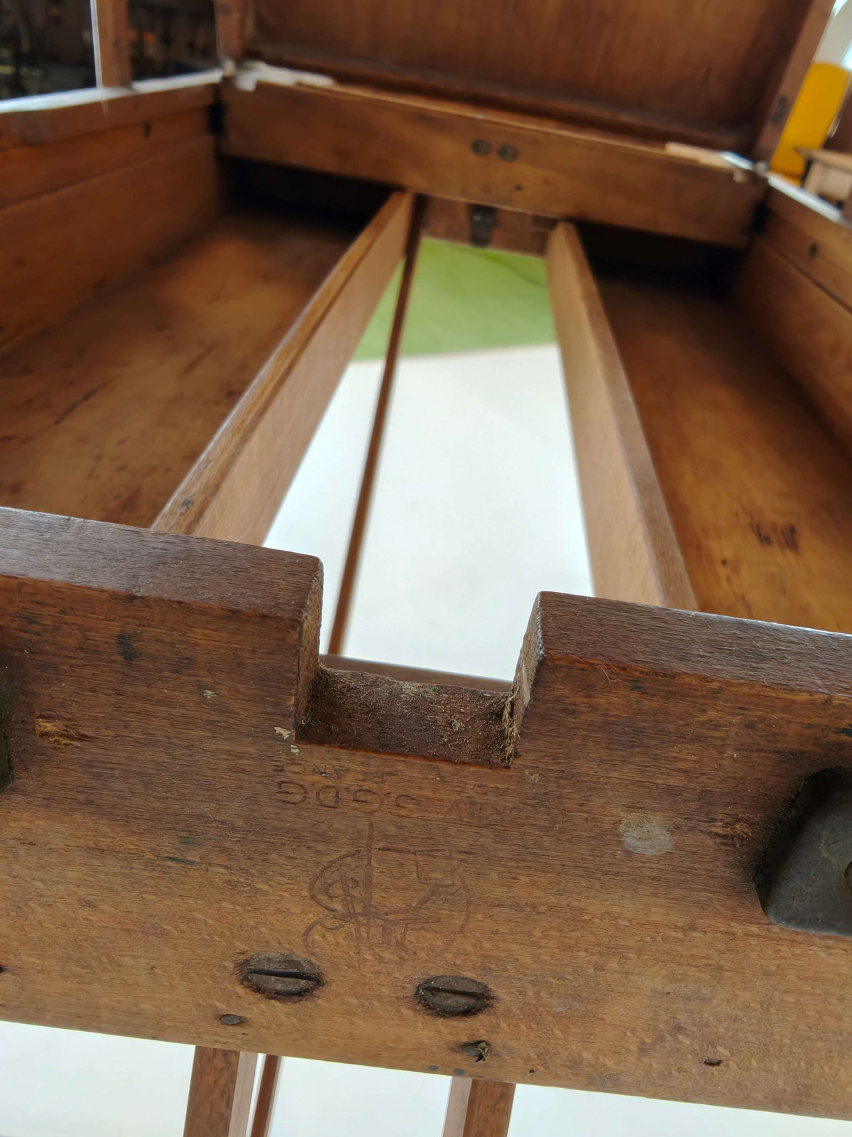 French Metamorphic Traveling Painter’s Box Easel – Grumbacher – BREV. S.G.D.G. French Metamorphic Traveling Painter’s Box Easel – Grumbacher – BREV. S.G.D.G.