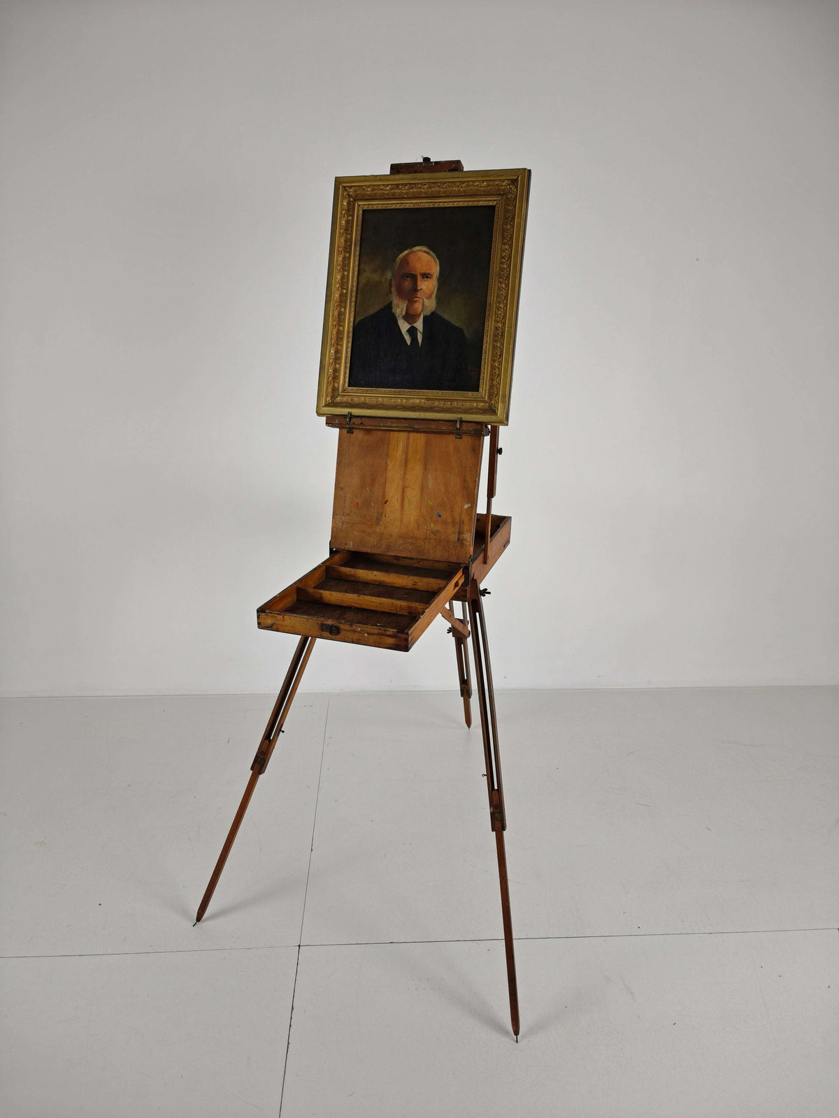 French Metamorphic Traveling Painter’s Box Easel – Grumbacher – BREV. S.G.D.G. French Metamorphic Traveling Painter’s Box Easel – Grumbacher – BREV. S.G.D.G.