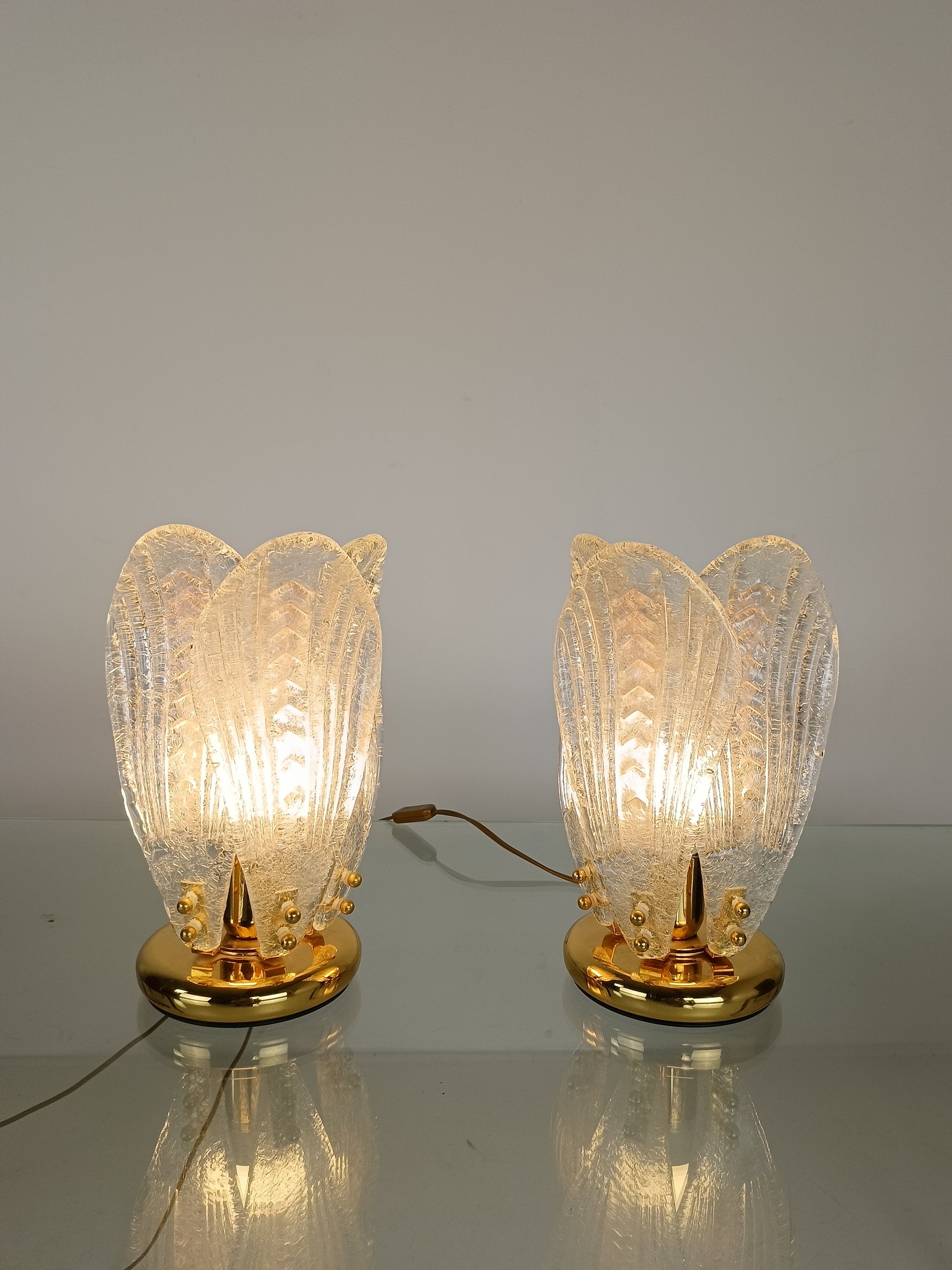 Italian Murano Glass Petali Table Lamp, 1970s Italian Murano Glass Petali Table Lamp, 1970s